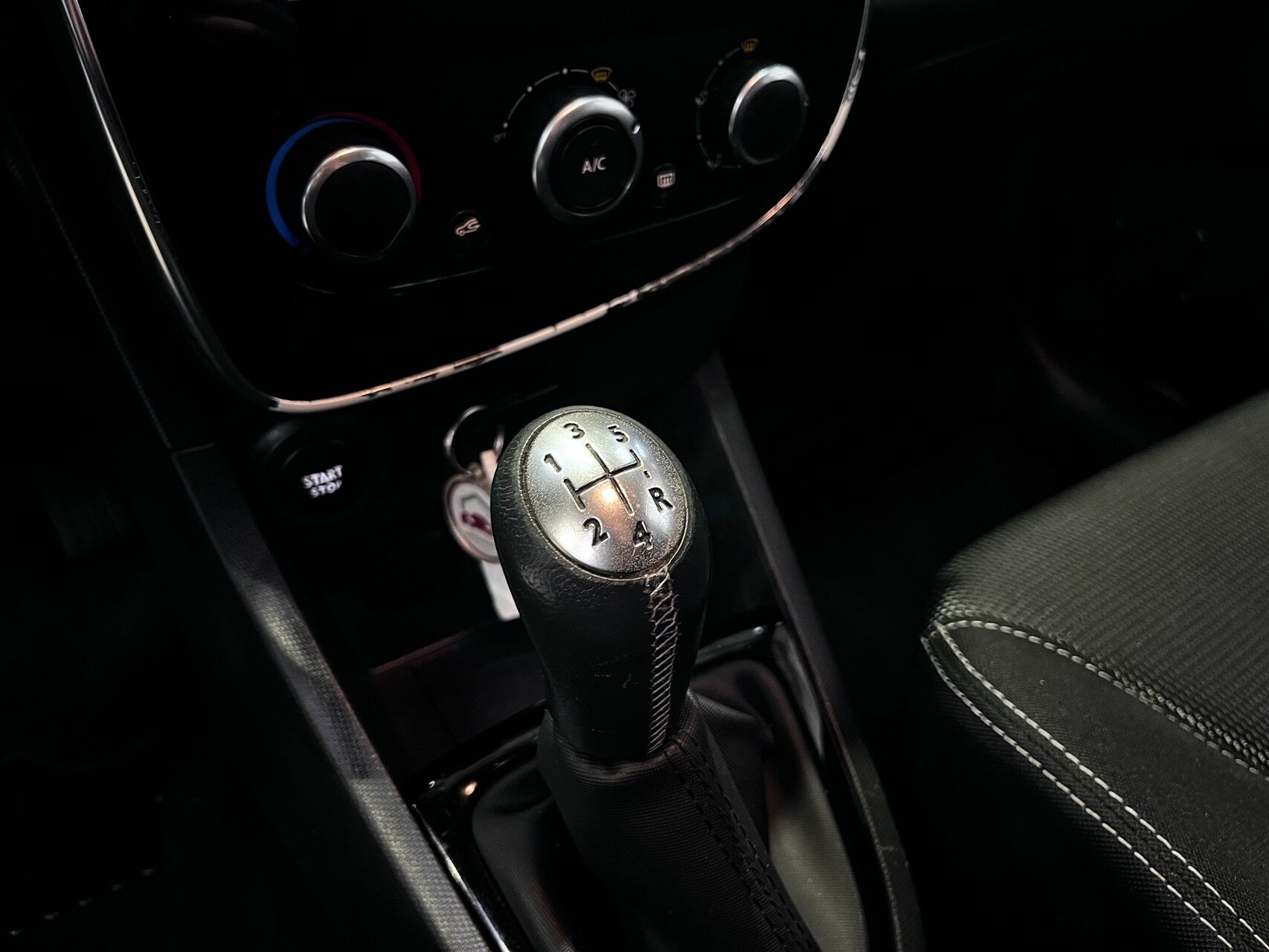 Billede af Renault Clio Sport Tourer 1,5 DCI Expression 75HK Stc