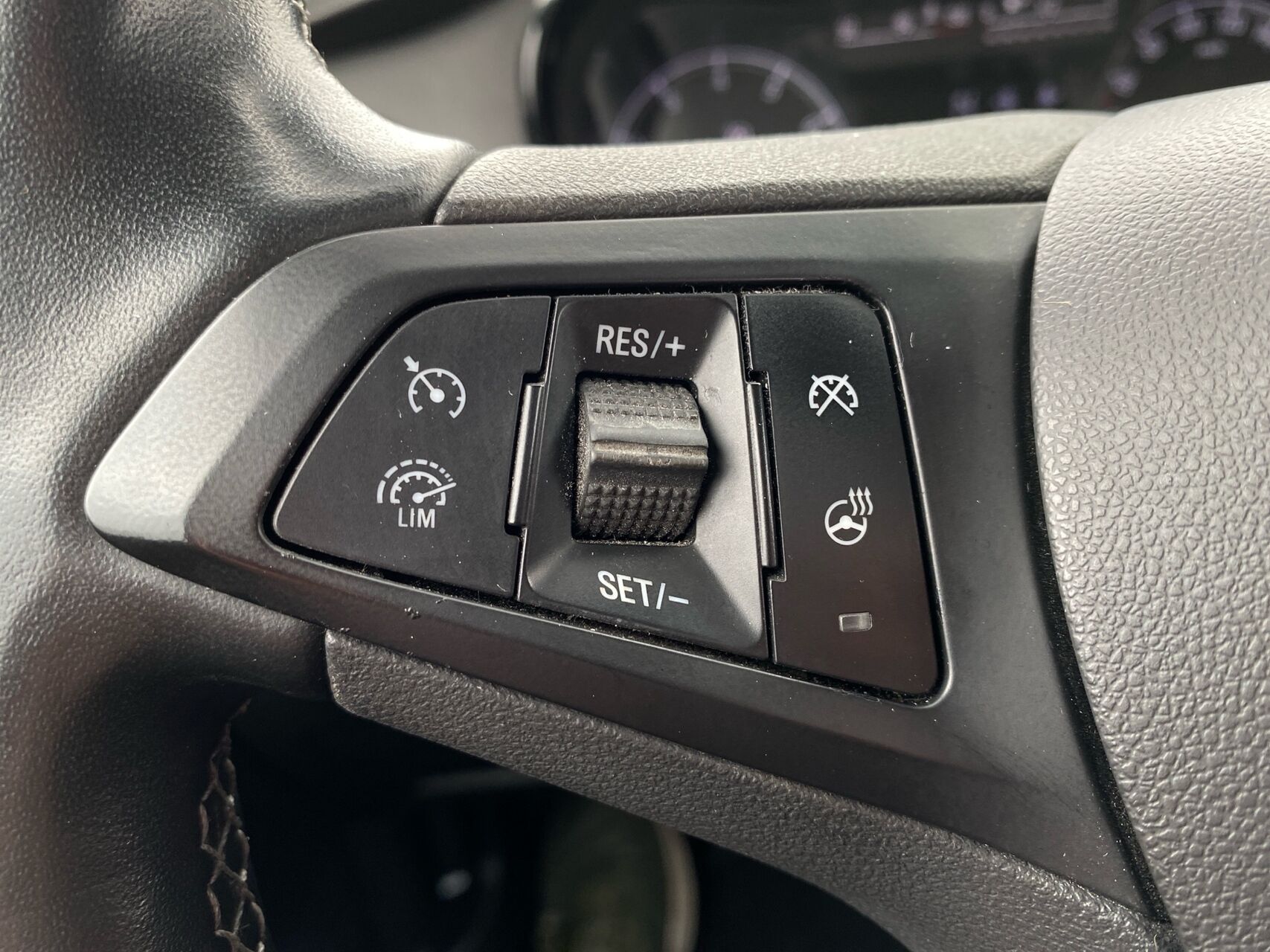 Billede af Opel Karl 1,0 Enjoy Easytronic 75HK 5d Aut.