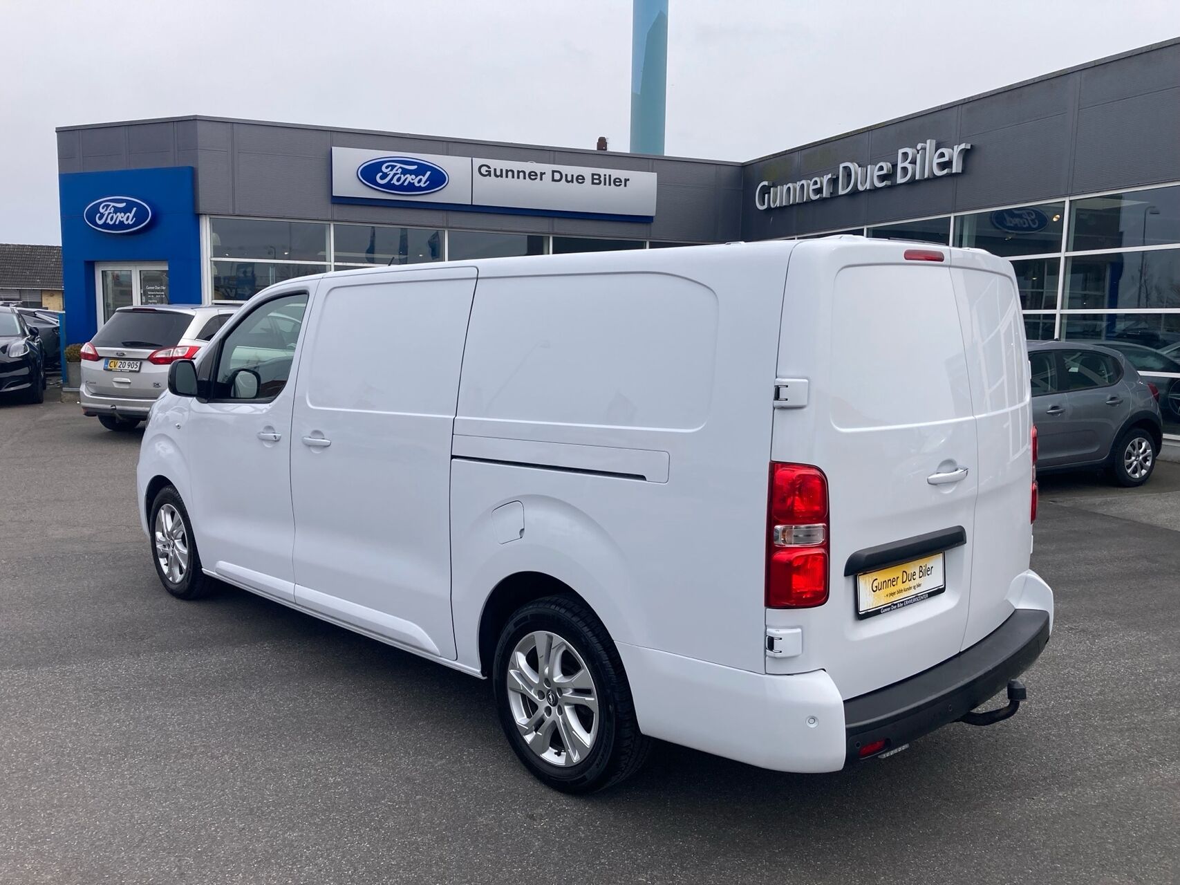 Billede af Opel Vivaro L3V2 2,0 BlueHDi Innovation+ AT8 180HK Van 8g Aut.