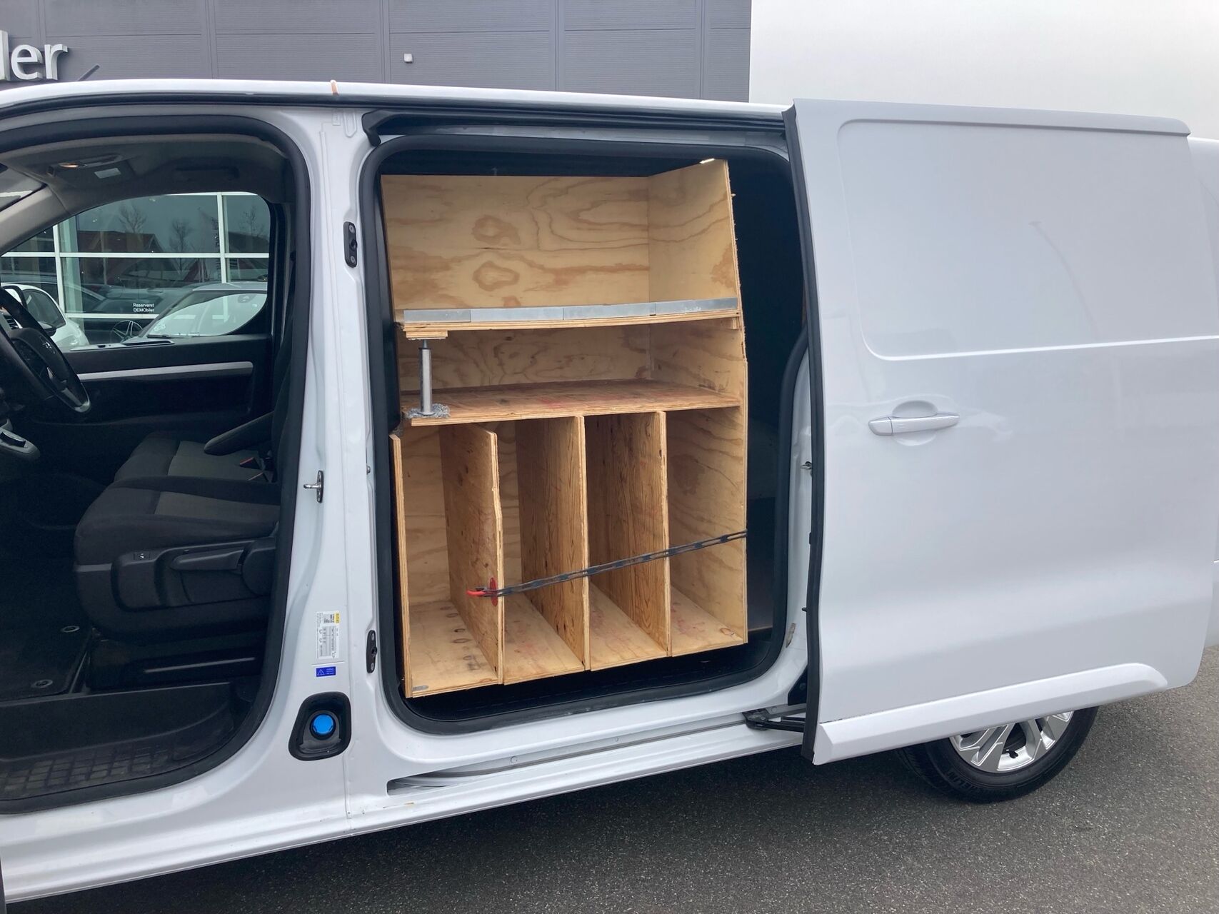 Billede af Opel Vivaro L3V2 2,0 BlueHDi Innovation+ AT8 180HK Van 8g Aut.