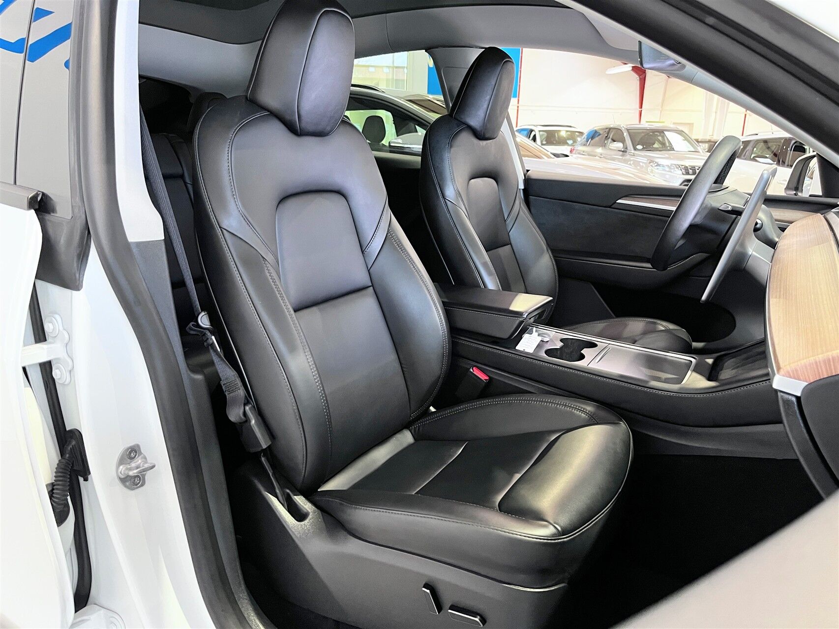 Billede af Tesla Model Y EL Long Range AWD 514HK 5d Aut.