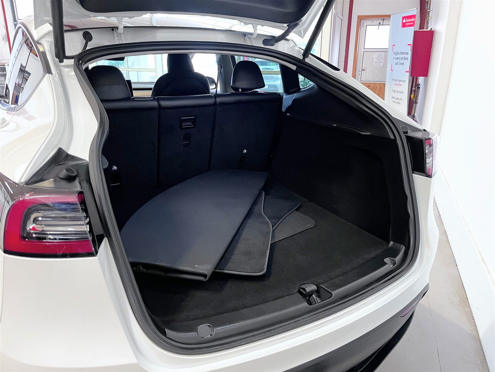 Billede af Tesla Model Y EL Long Range AWD 514HK 5d Aut.