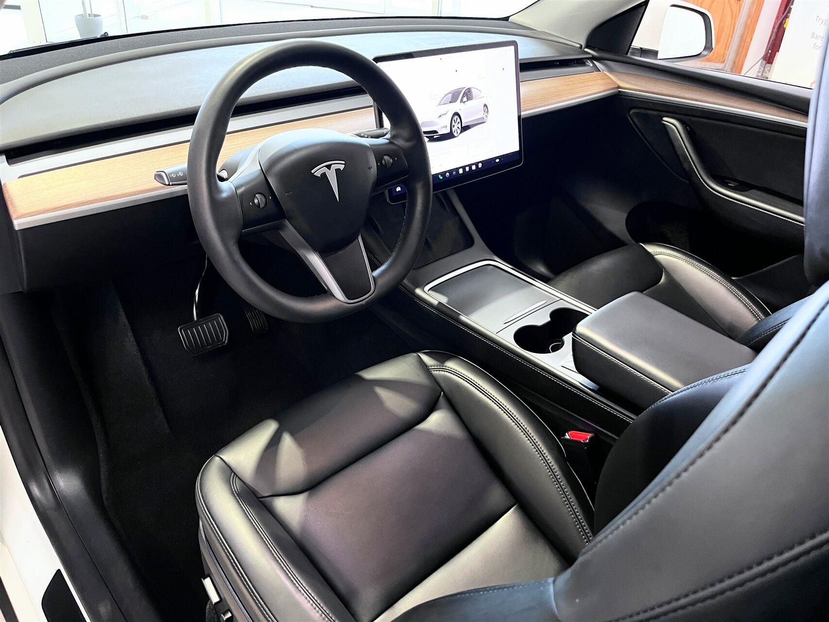 Billede af Tesla Model Y EL Long Range AWD 514HK 5d Aut.