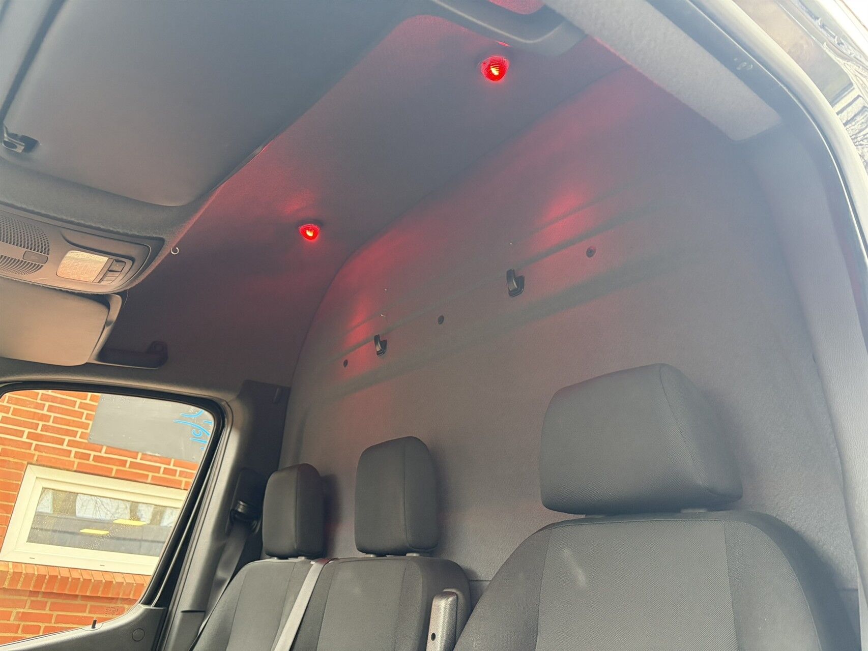 Billede af Mercedes-Benz Sprinter 214 2,1 CDI A2 H2 143HK Van 6g