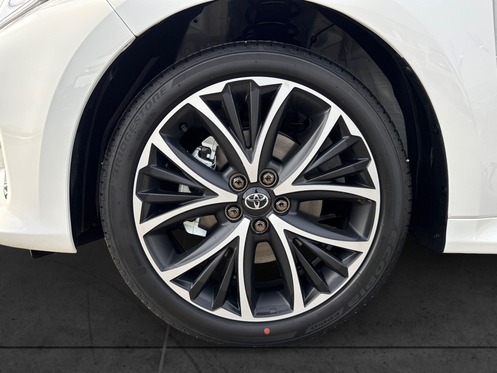 Billede af Toyota Yaris 1,5 Hybrid Active Plus 116HK 5d Aut.