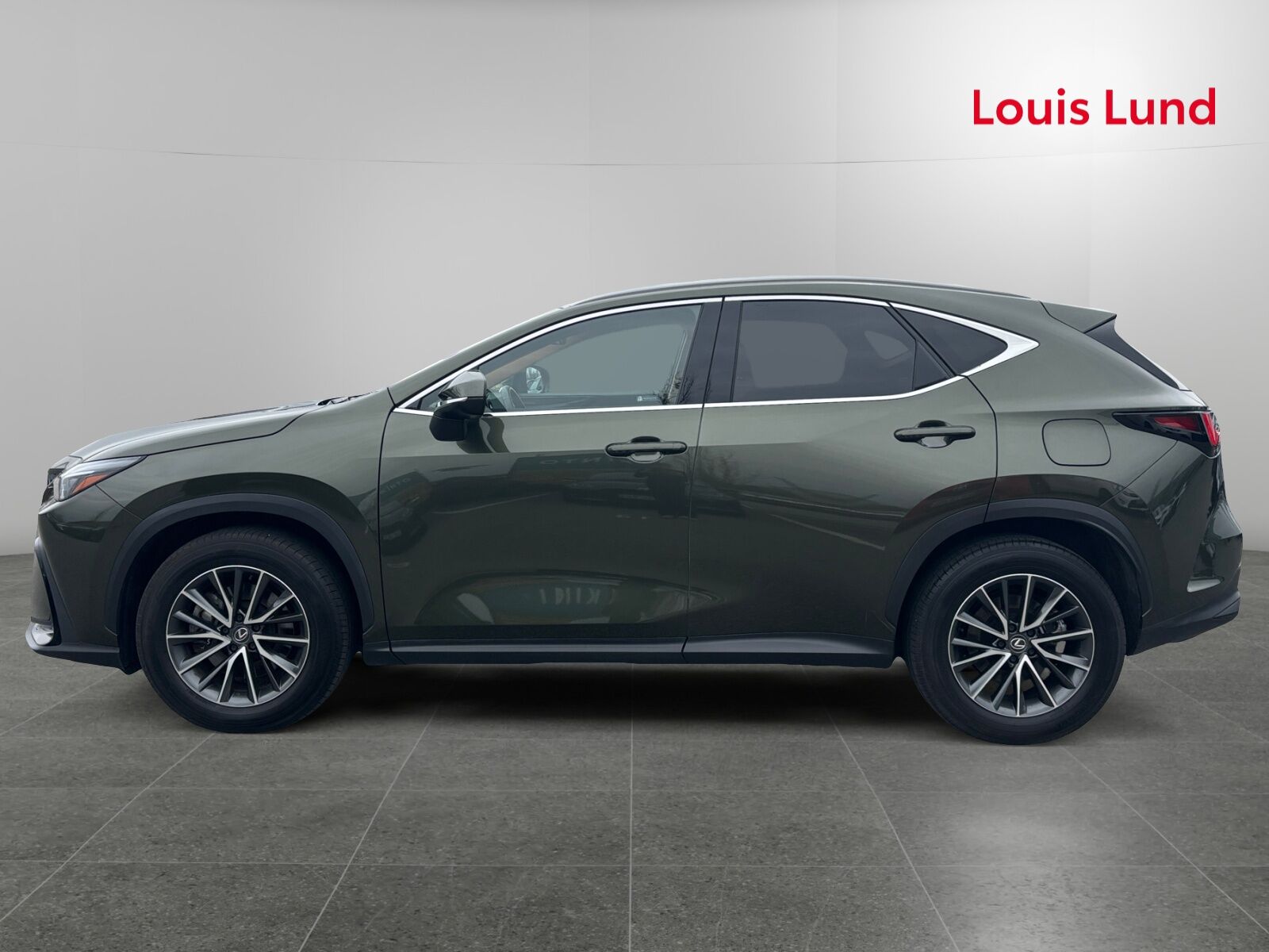 Billede af Lexus NX 450h+ 2,5 Plugin-hybrid Business Plus 4WD 309HK 5d Trinl. Gear