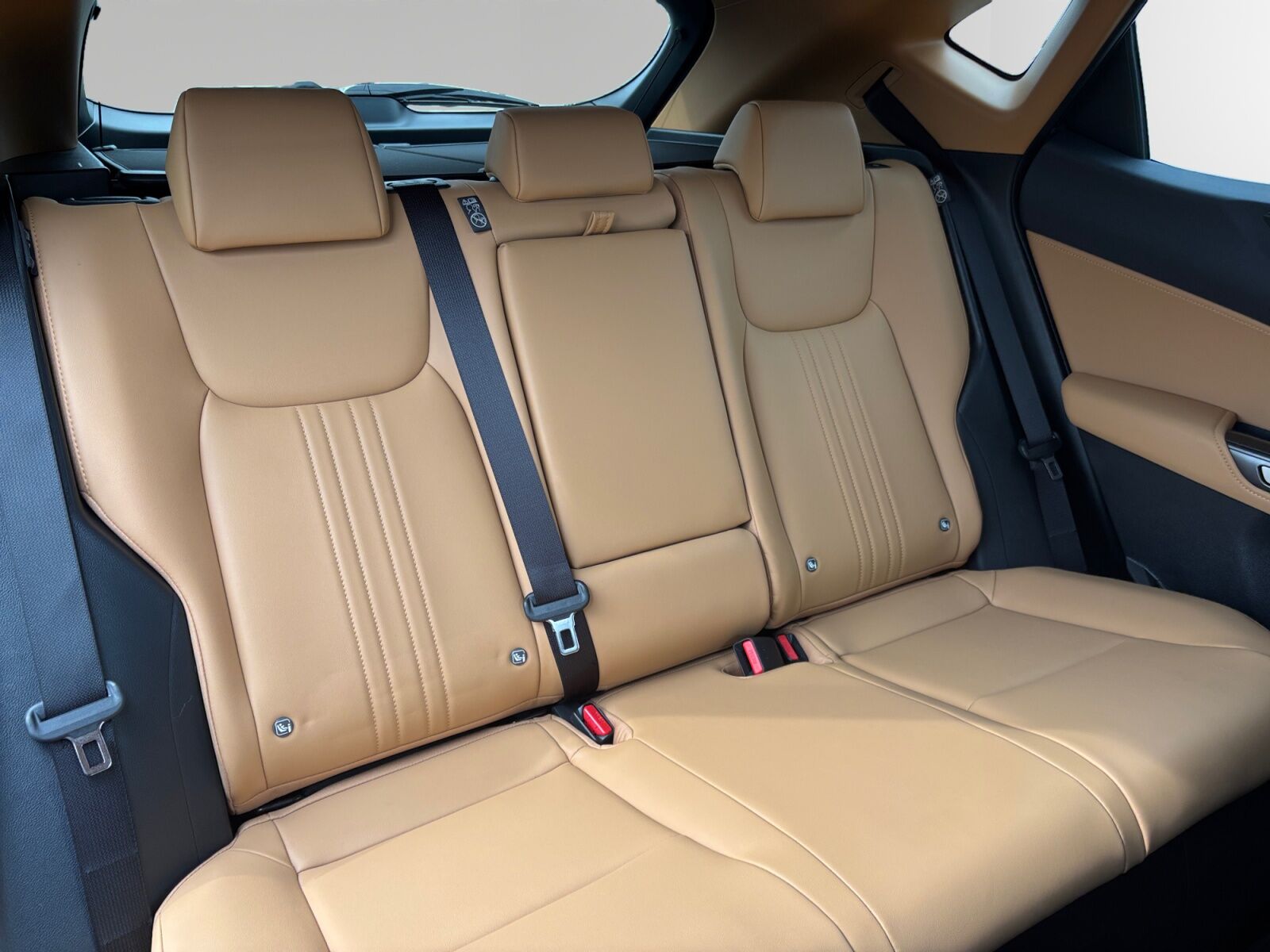Billede af Lexus NX 450h+ 2,5 Plugin-hybrid Business Plus 4WD 309HK 5d Trinl. Gear