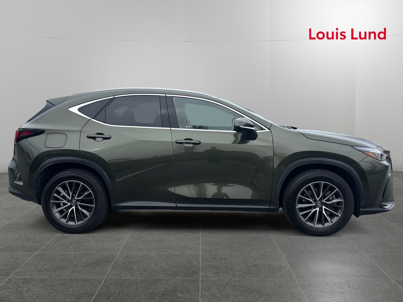 Billede af Lexus NX 450h+ 2,5 Plugin-hybrid Business Plus 4WD 309HK 5d Trinl. Gear