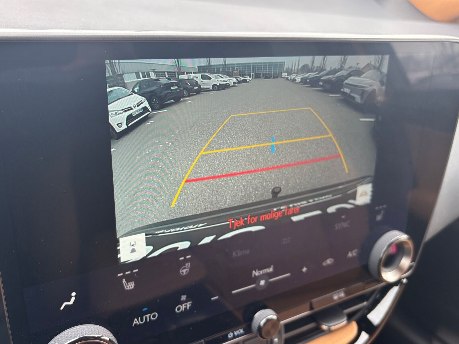 Billede af Lexus NX 450h+ 2,5 Plugin-hybrid Business Plus 4WD 309HK 5d Trinl. Gear