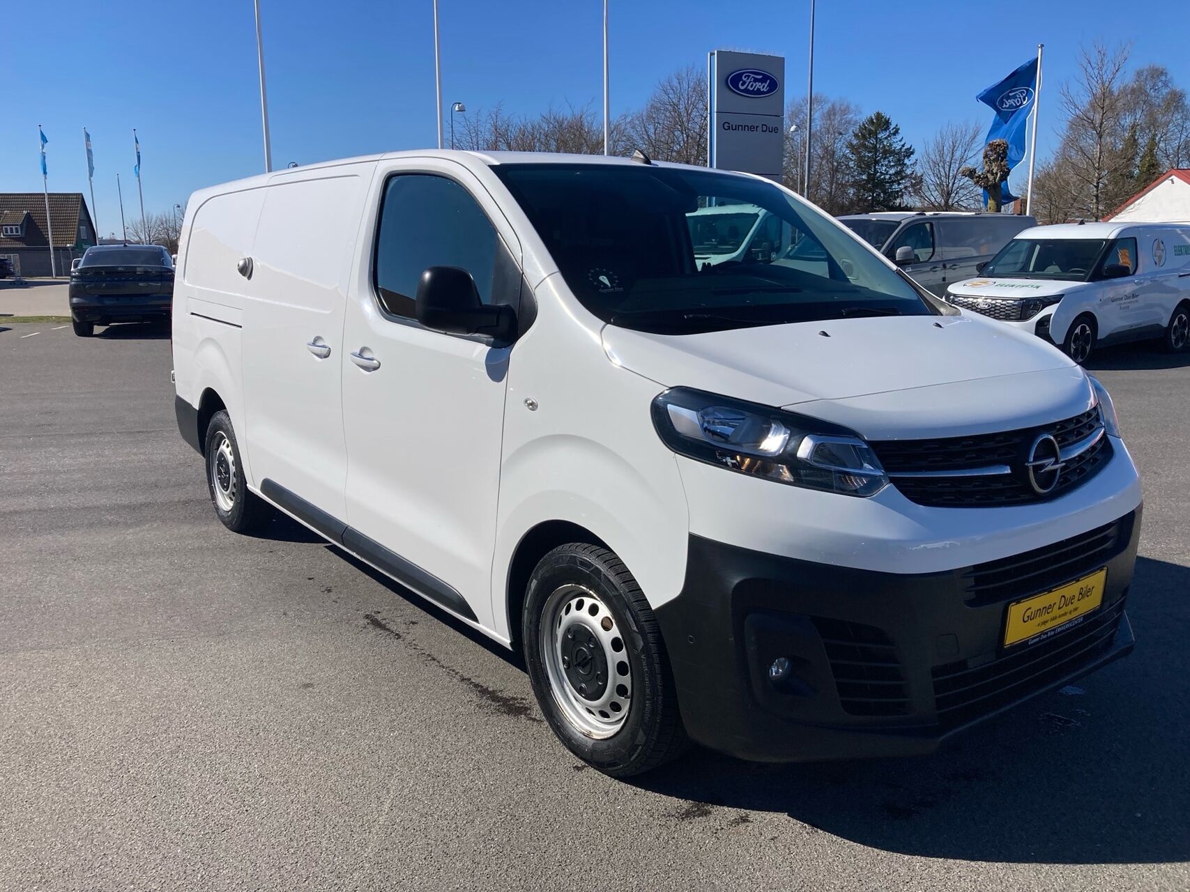 Billede af Opel Vivaro L3V2 2,0 BlueHDi Enjoy AT8 145HK Van 8g Aut.