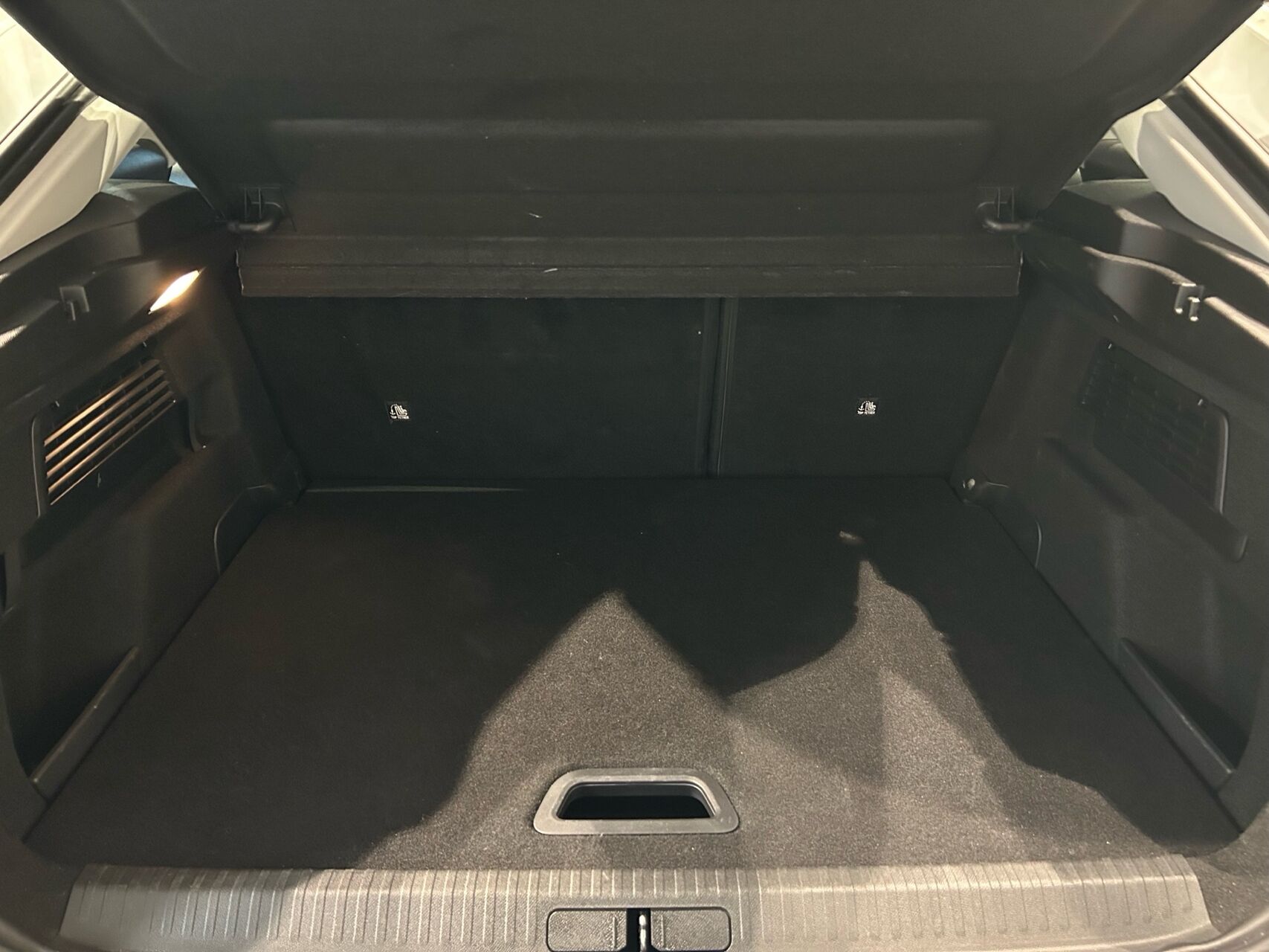 Billede af Citroën C4 1,5 Blue HDi Feel EAT8 130HK 5d 8g Aut.