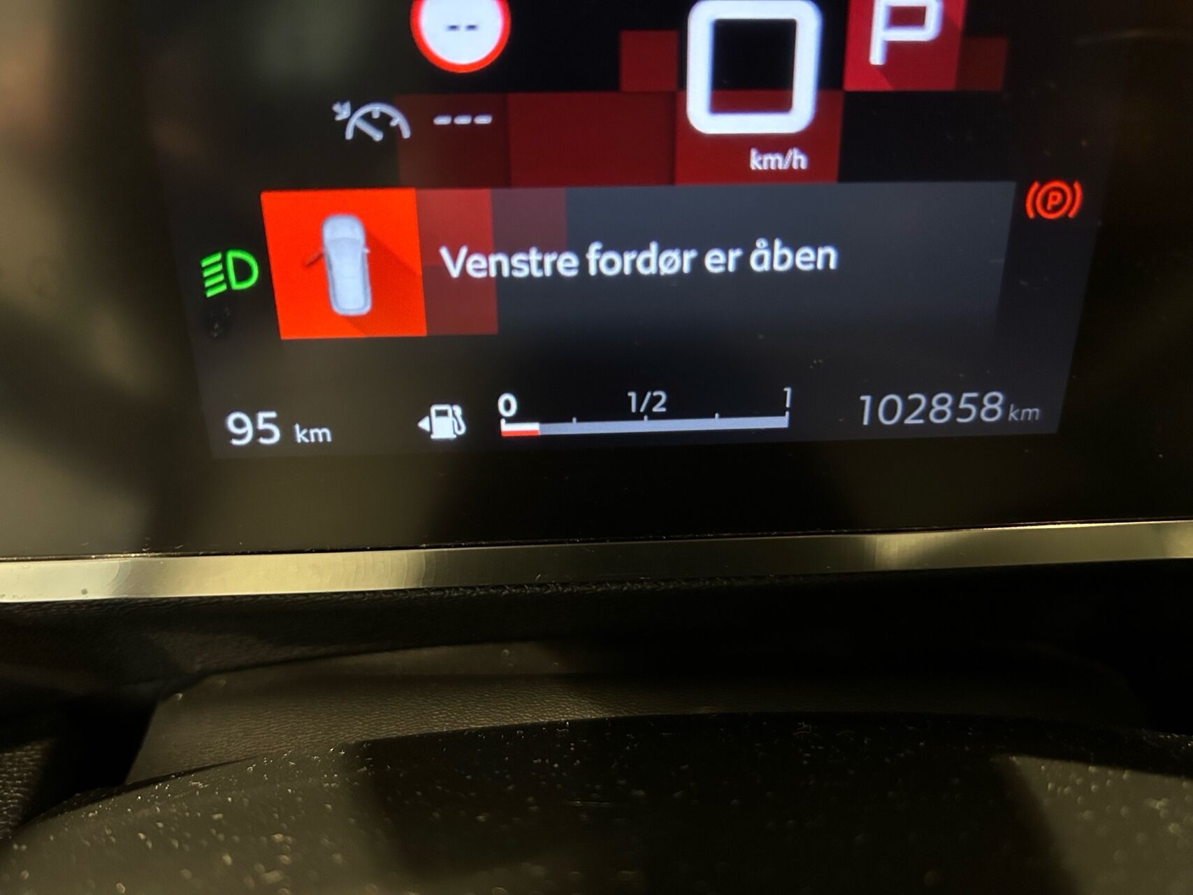 Billede af Citroën C4 1,5 Blue HDi Feel EAT8 130HK 5d 8g Aut.