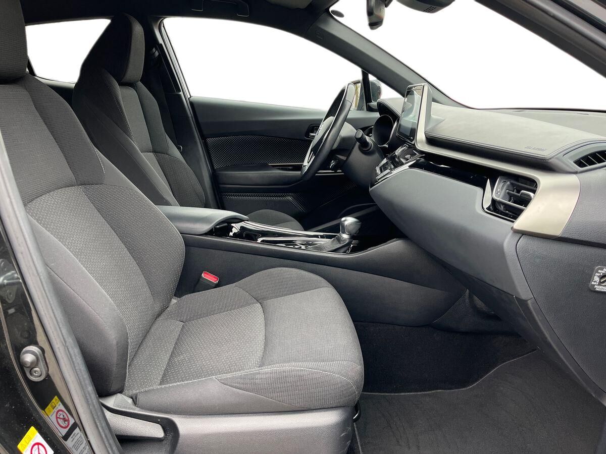 Billede af Toyota C-HR 1,8 Hybrid C-LUB Premium Selected Multidrive S 122HK 5d Aut.