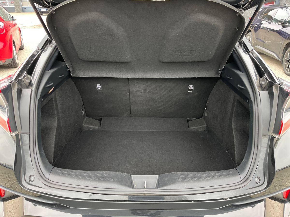 Billede af Toyota C-HR 1,8 Hybrid C-LUB Premium Selected Multidrive S 122HK 5d Aut.