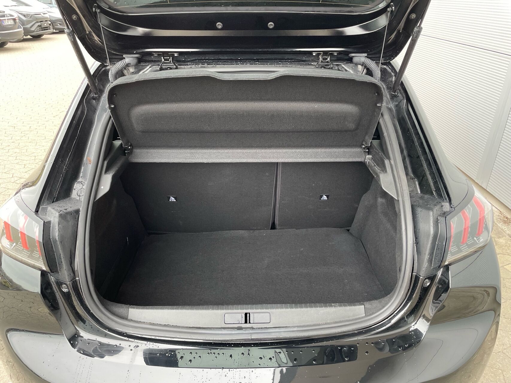 Billede af Peugeot 208 1,2 PureTech Allure 100HK 5d 6g