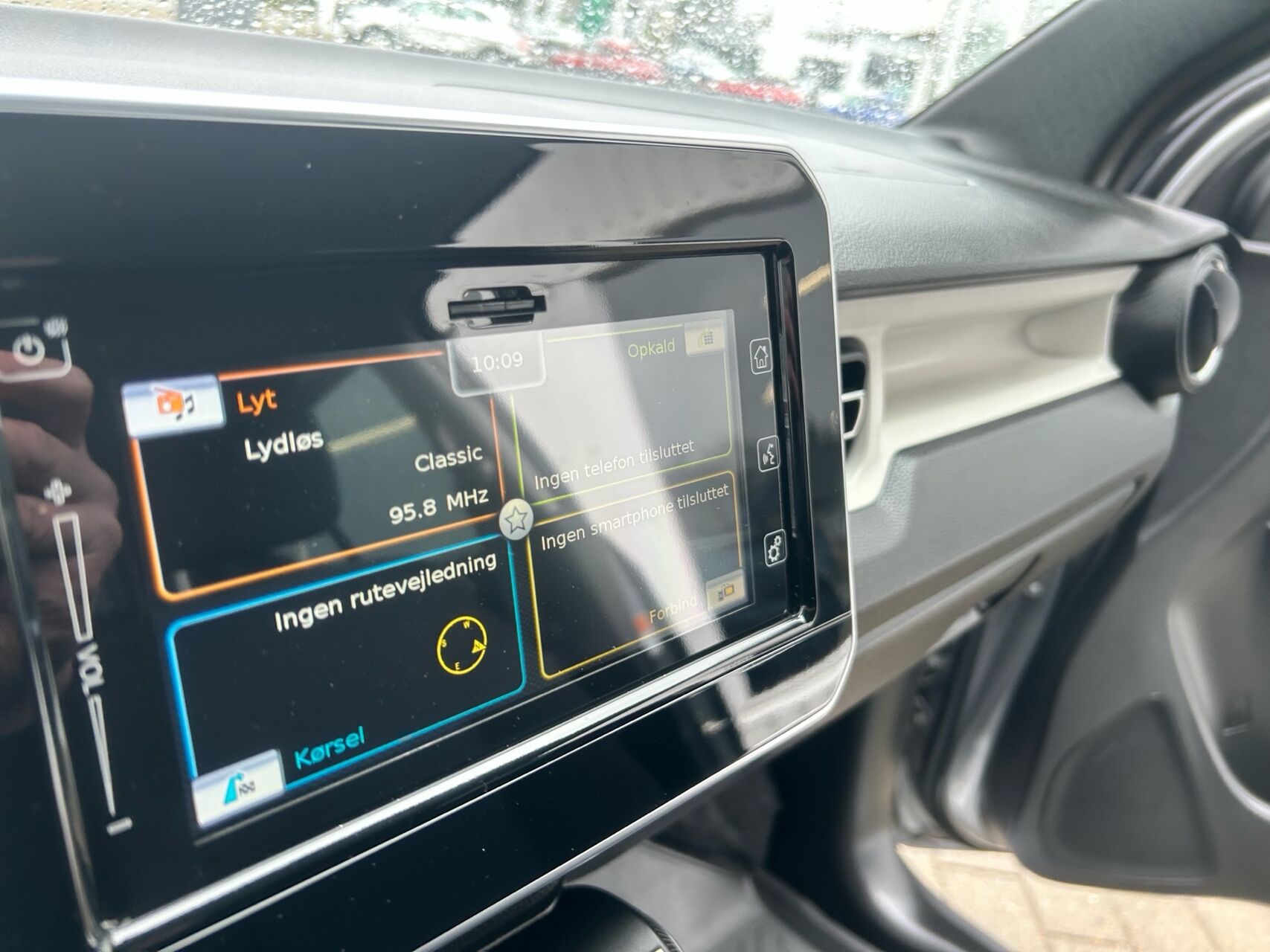 Billede af Suzuki Ignis 1,2 Dualjet  Mild hybrid Adventure CVT 83HK 5d Aut.