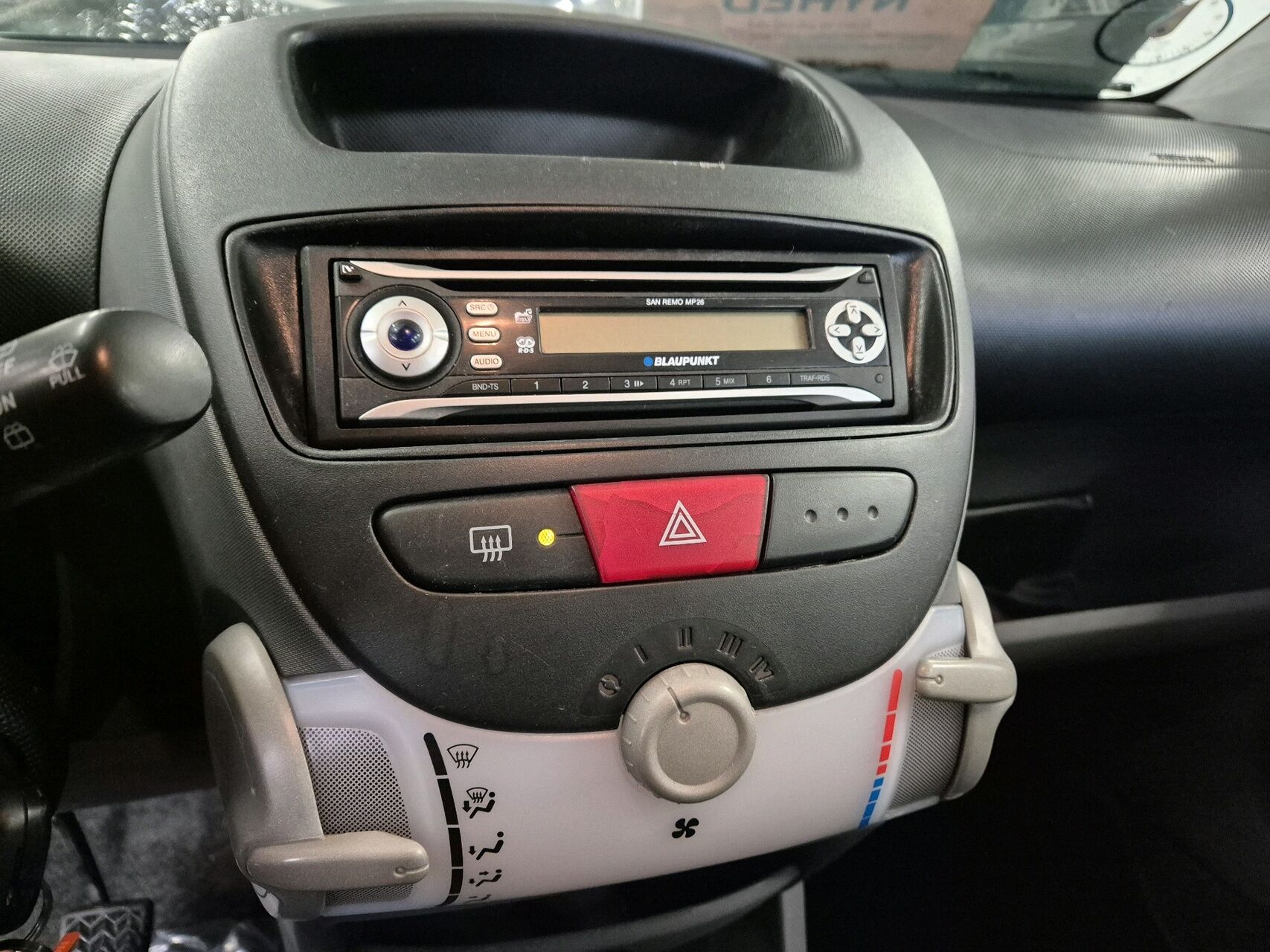 Billede af Peugeot 107 1,0 12V Trendy 2 Tronic 68HK 5d