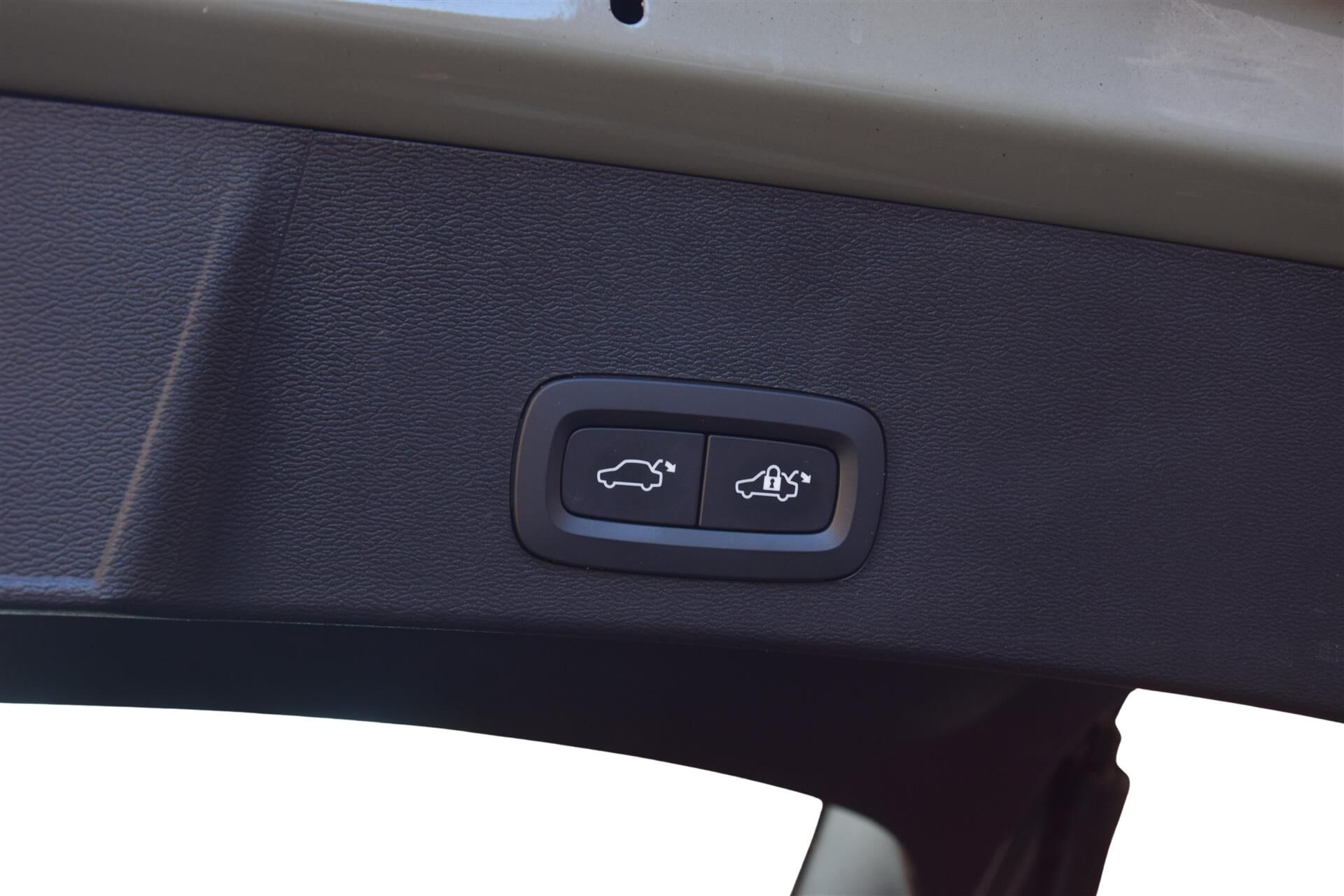 Billede af Volvo XC40 P6 Recharge Core 231HK 5d Aut.