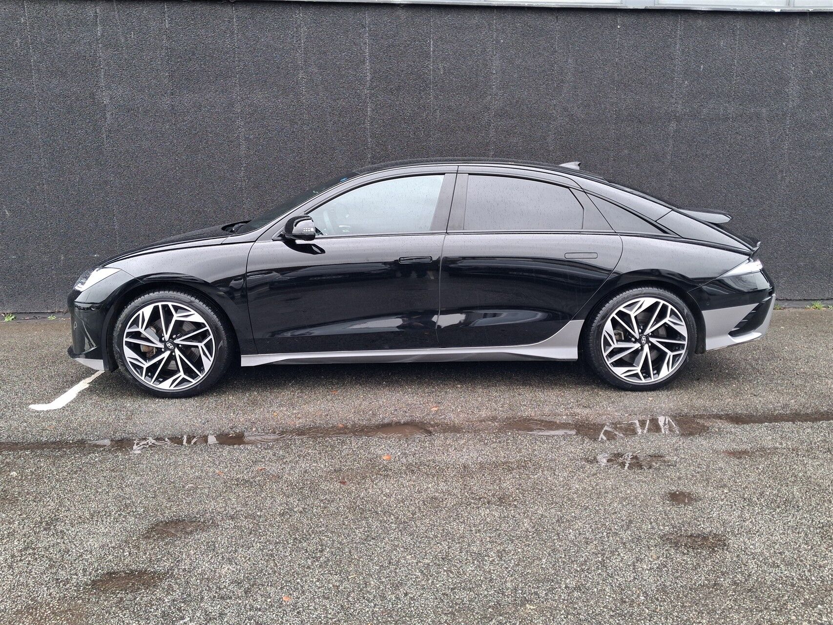 Billede af Hyundai Ioniq 6 Electric 77,4 kWh Ultimate 4WD 325HK Aut.