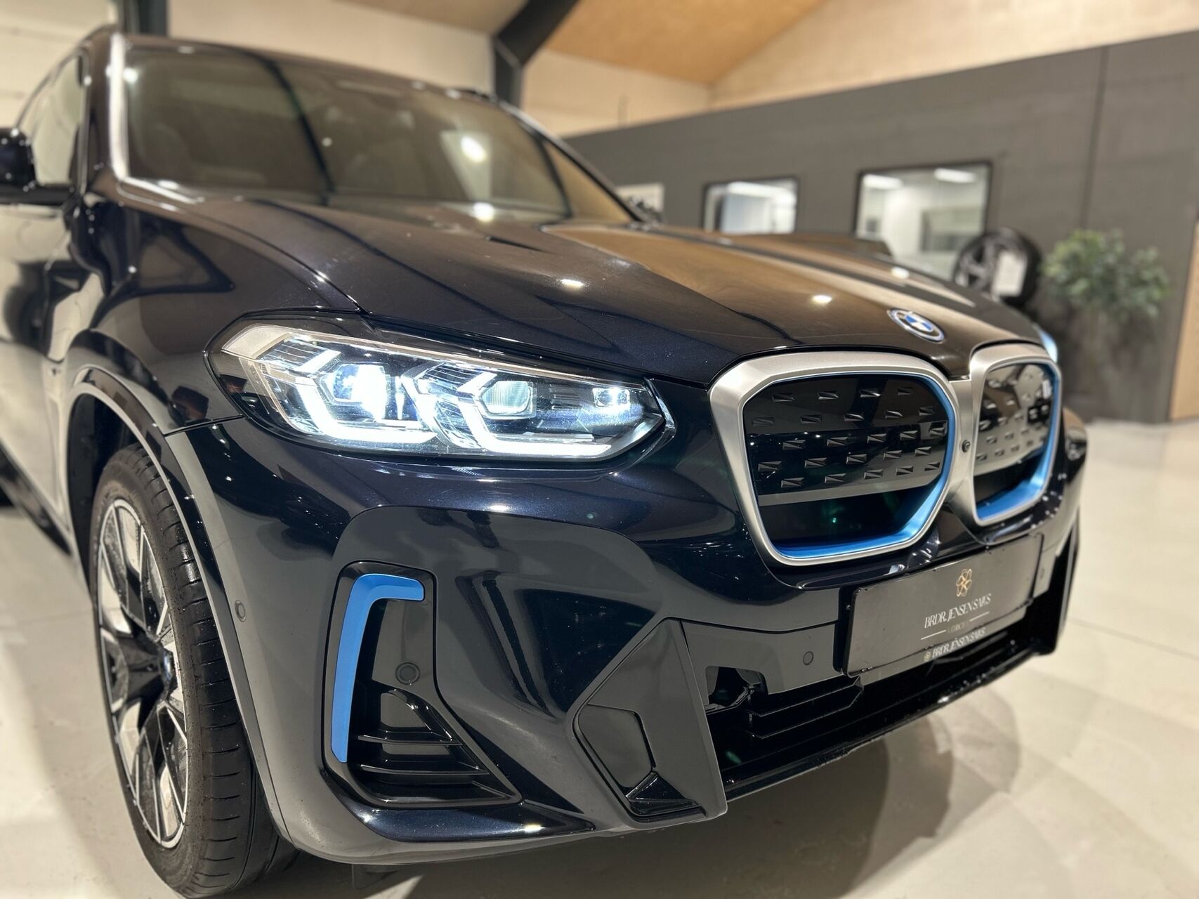 Billede af BMW iX3 EL M-Sport Charged Plus 286HK 5d Aut.