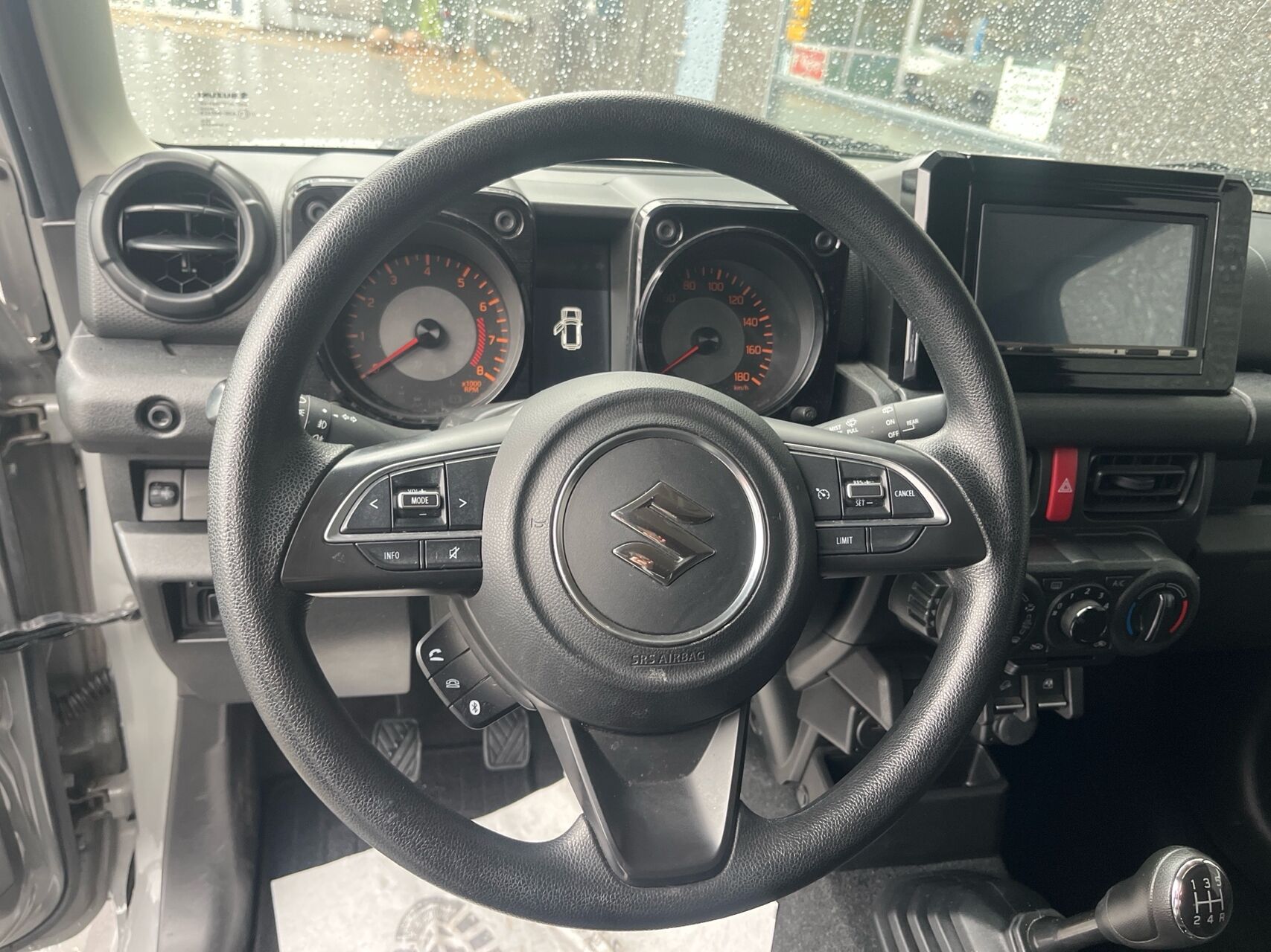 Billede af Suzuki Jimny 1,5 Touch AEB AllGrip 102HK 3d