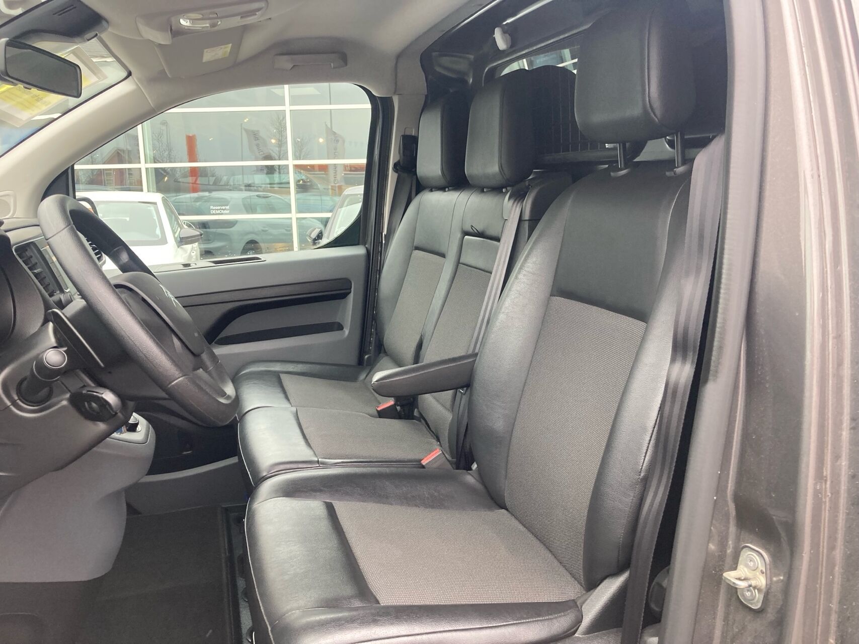 Billede af Citroën Jumpy L3 2,0 Blue HDi Fleetline+ EAT8 122HK Van 8g Aut.