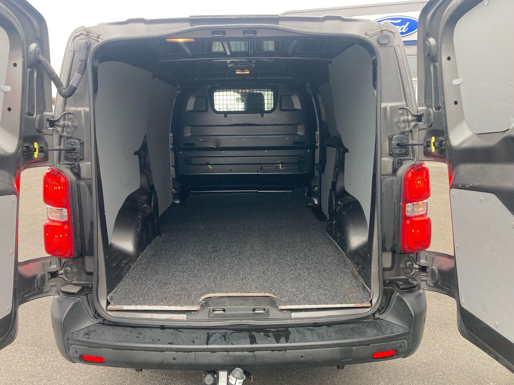 Billede af Citroën Jumpy L3 2,0 Blue HDi Fleetline+ EAT8 122HK Van 8g Aut.