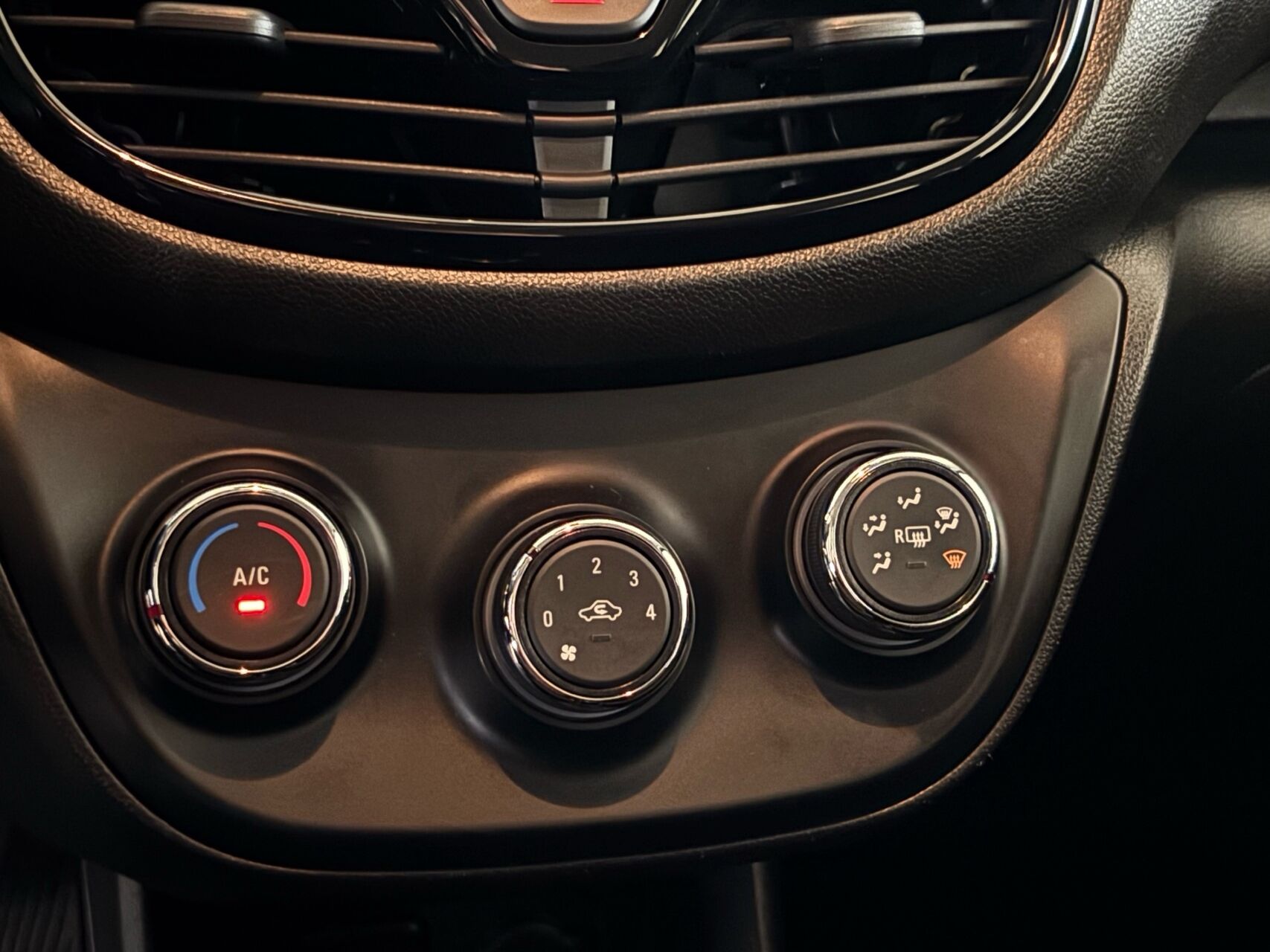 Billede af Opel Karl 1,0 Enjoy 75HK 5d