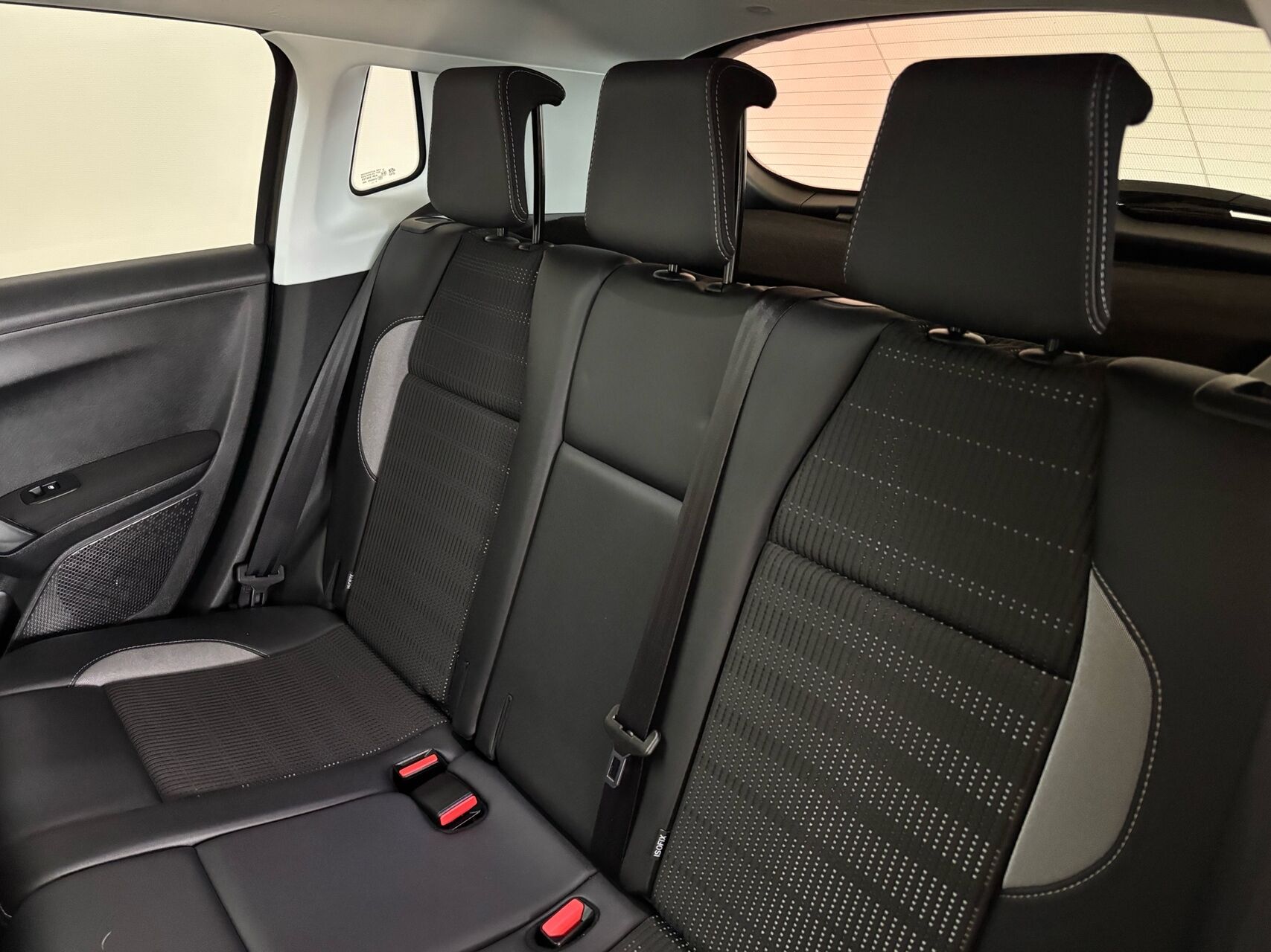 Billede af Peugeot 2008 1,2 e-THP Allure EAT6 110HK 5d 6g Aut.