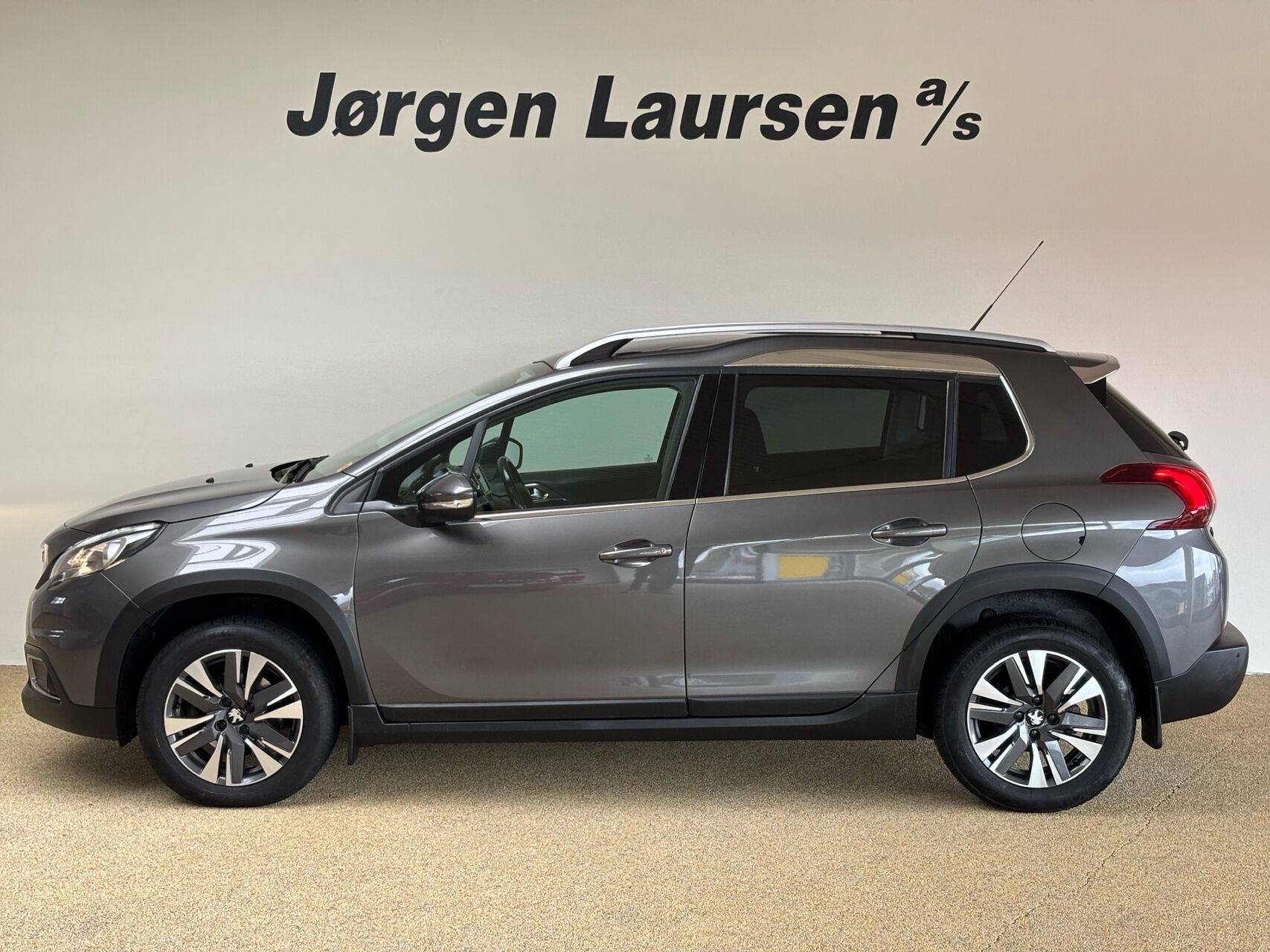 Billede af Peugeot 2008 1,2 e-THP Allure EAT6 110HK 5d 6g Aut.