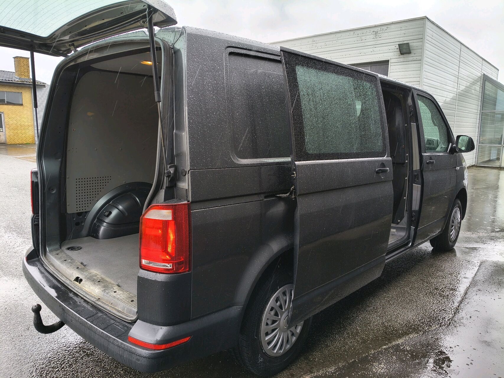 Billede af VW Transporter Lang 2,0 TDI BMT DSG 150HK Van 7g Aut.