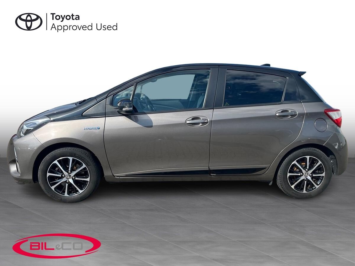 Billede af Toyota Yaris 1,5 Hybrid H3 Premiumpakke E-CVT 100HK 5d Trinl. Gear