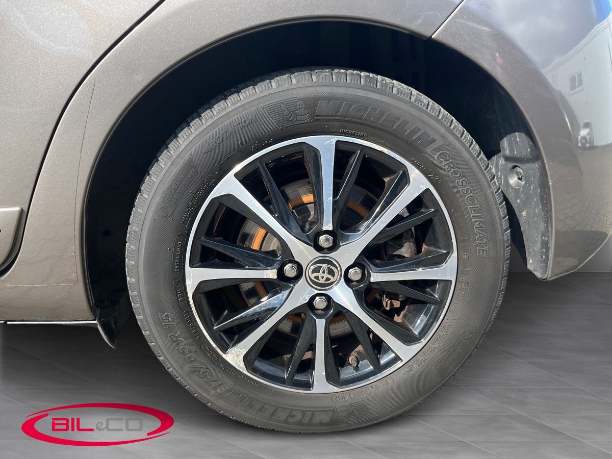 Billede af Toyota Yaris 1,5 Hybrid H3 Premiumpakke E-CVT 100HK 5d Trinl. Gear