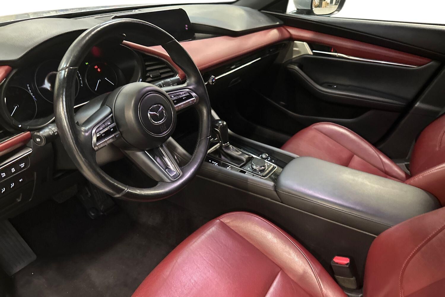 Billede af Mazda 3 2,0 Skyactiv-X  Mild hybrid Cosmo 180HK 5d 6g Aut.