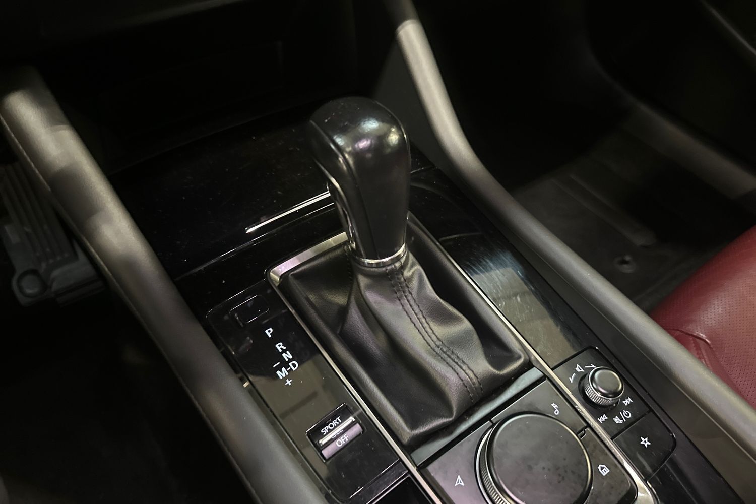 Billede af Mazda 3 2,0 Skyactiv-X  Mild hybrid Cosmo 180HK 5d 6g Aut.