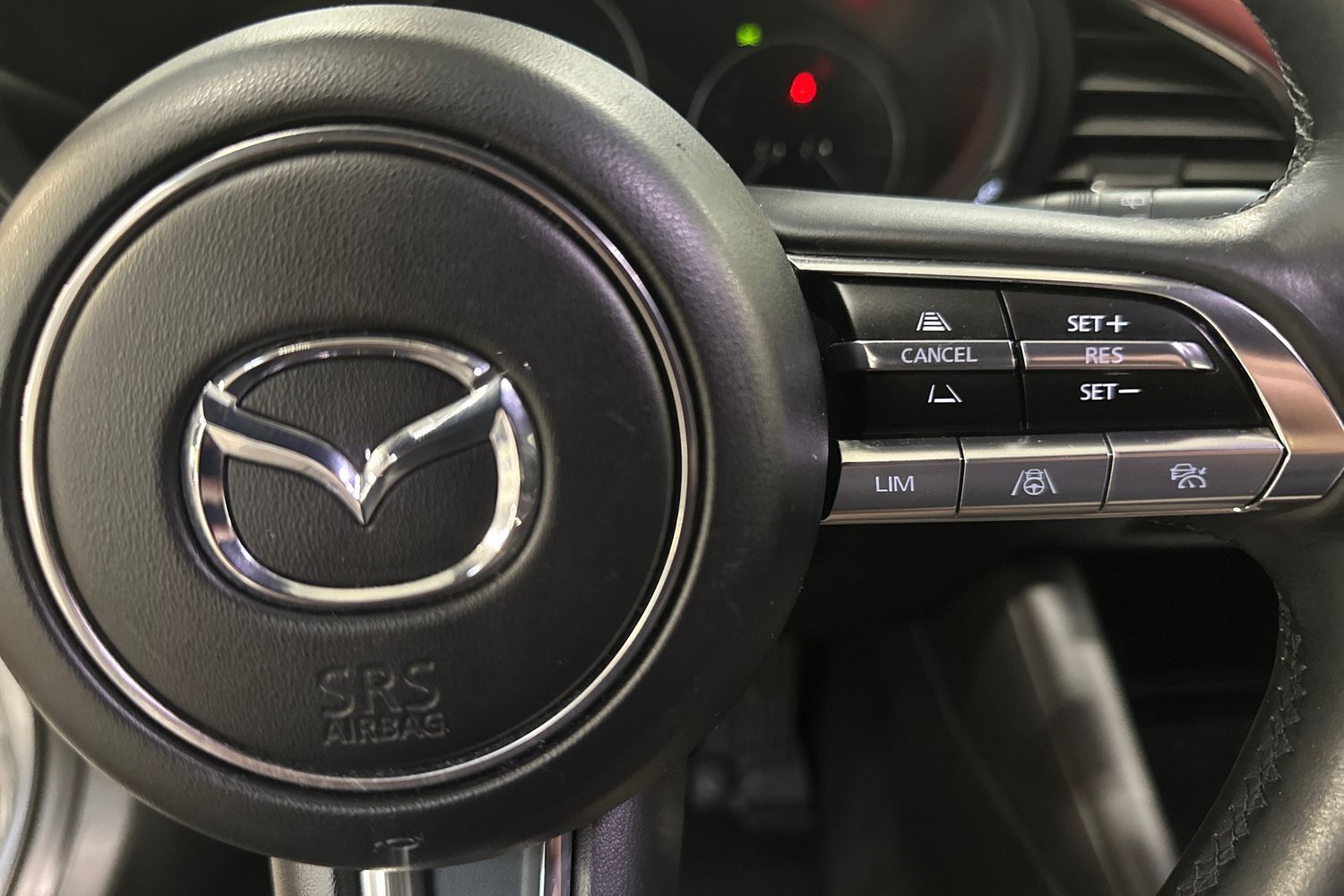 Billede af Mazda 3 2,0 Skyactiv-X  Mild hybrid Cosmo 180HK 5d 6g Aut.