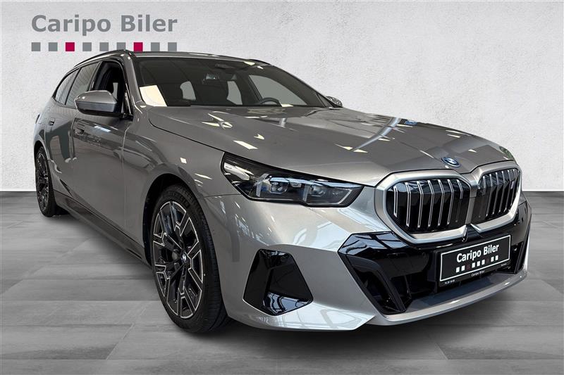 BMW i5 eDrive40 Touring EL Fully Charged 340HK Stc Aut.