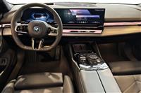 BMW i5 eDrive40 Touring EL Fully Charged 340HK Stc Aut.