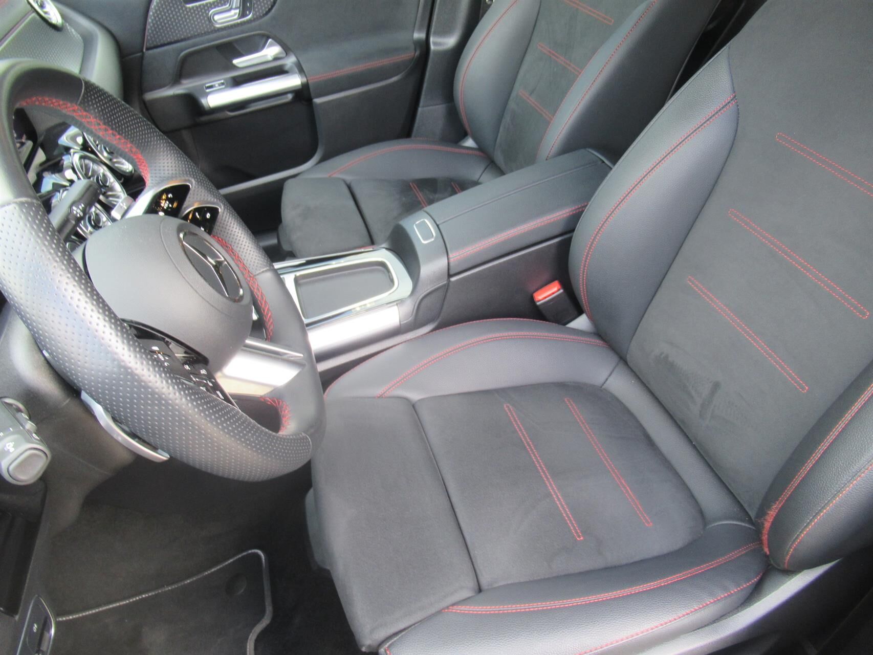 Billede af Mercedes-Benz EQA 250+ EL AMG Premium 190HK 5d Aut.