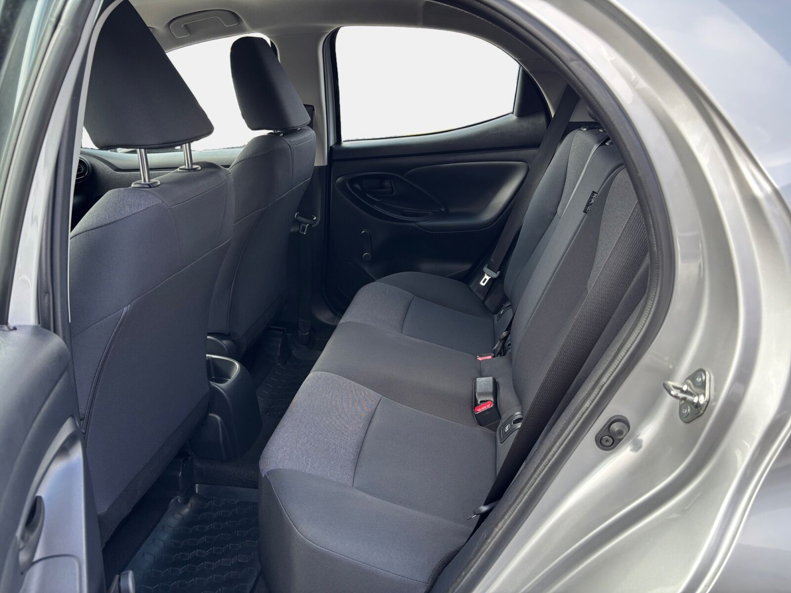 Billede af Toyota Yaris 1,0 VVT-I T1 72HK 5d