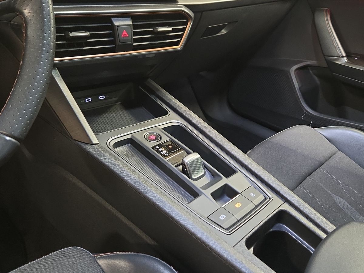 Billede af Cupra Leon 1,4 TSI  Plugin-hybrid DSG 245HK 5d 6g Aut.