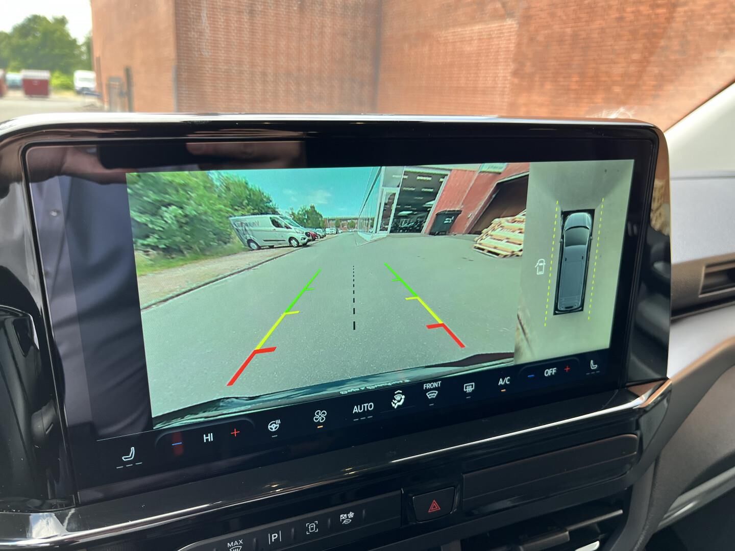 Billede af Ford Tourneo Custom 340 L2H1 2,5 Plugin-hybrid Titanium X CVT 233HK Aut.