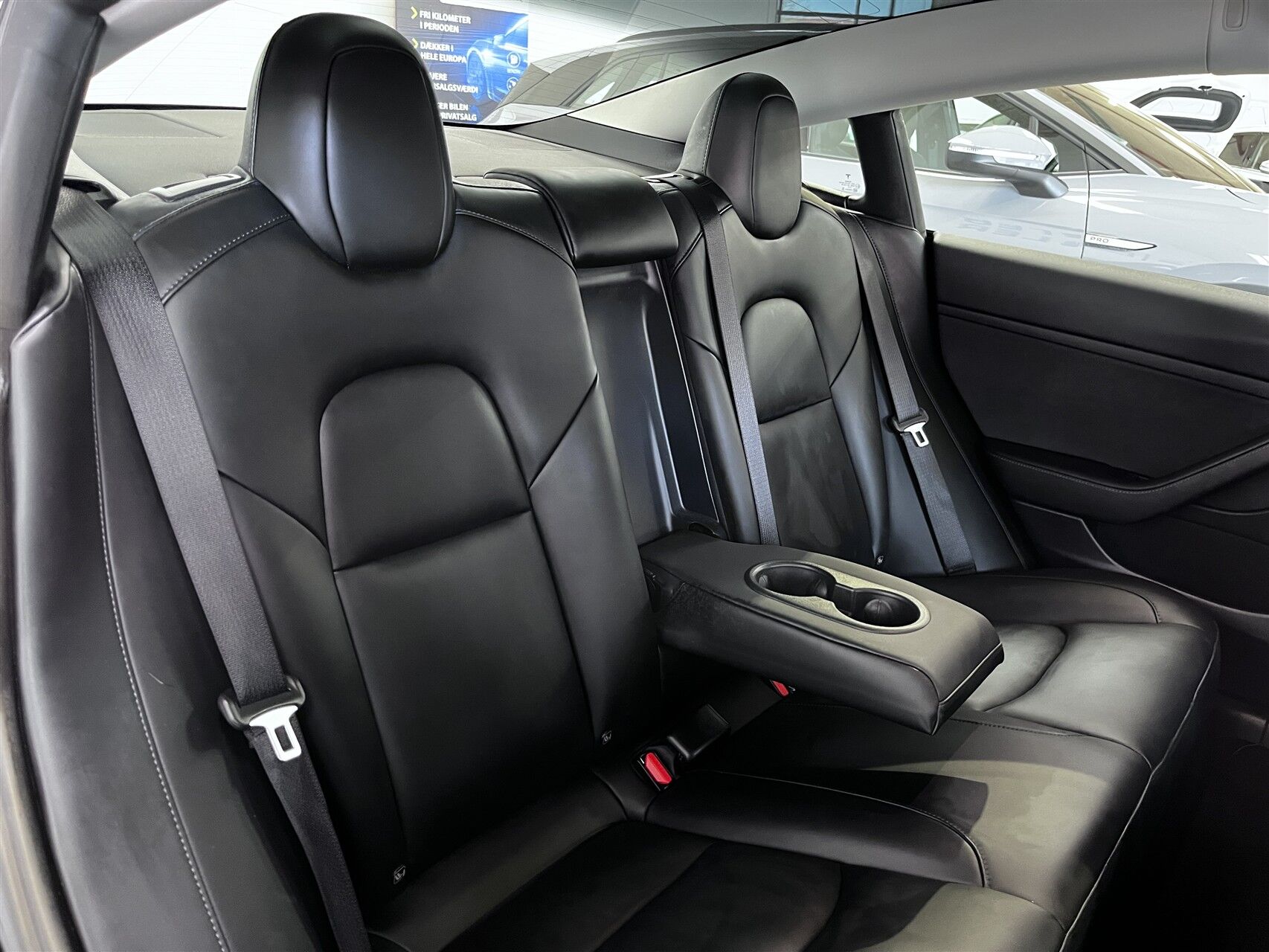 Billede af Tesla Model 3 EL Standard Range Plus 325HK Aut.