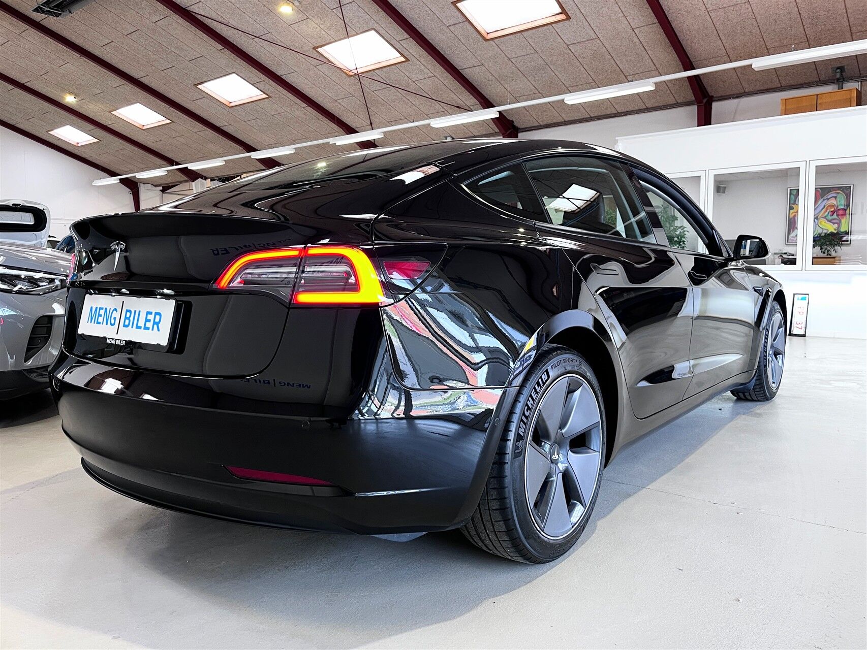 Billede af Tesla Model 3 EL Standard Range Plus 325HK Aut.