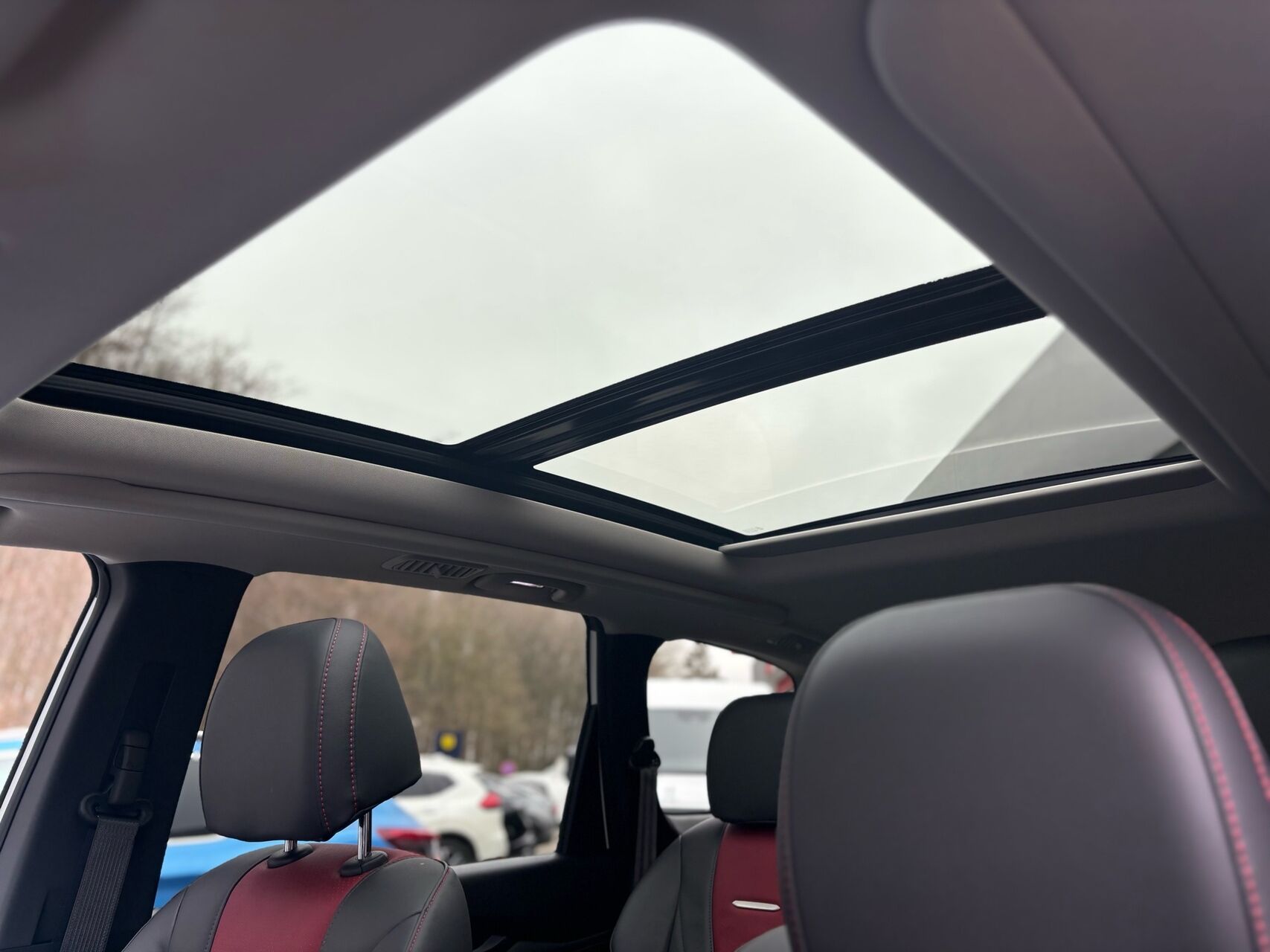 Billede af Maxus Euniq 5 6 Sæder EL 177HK Aut.