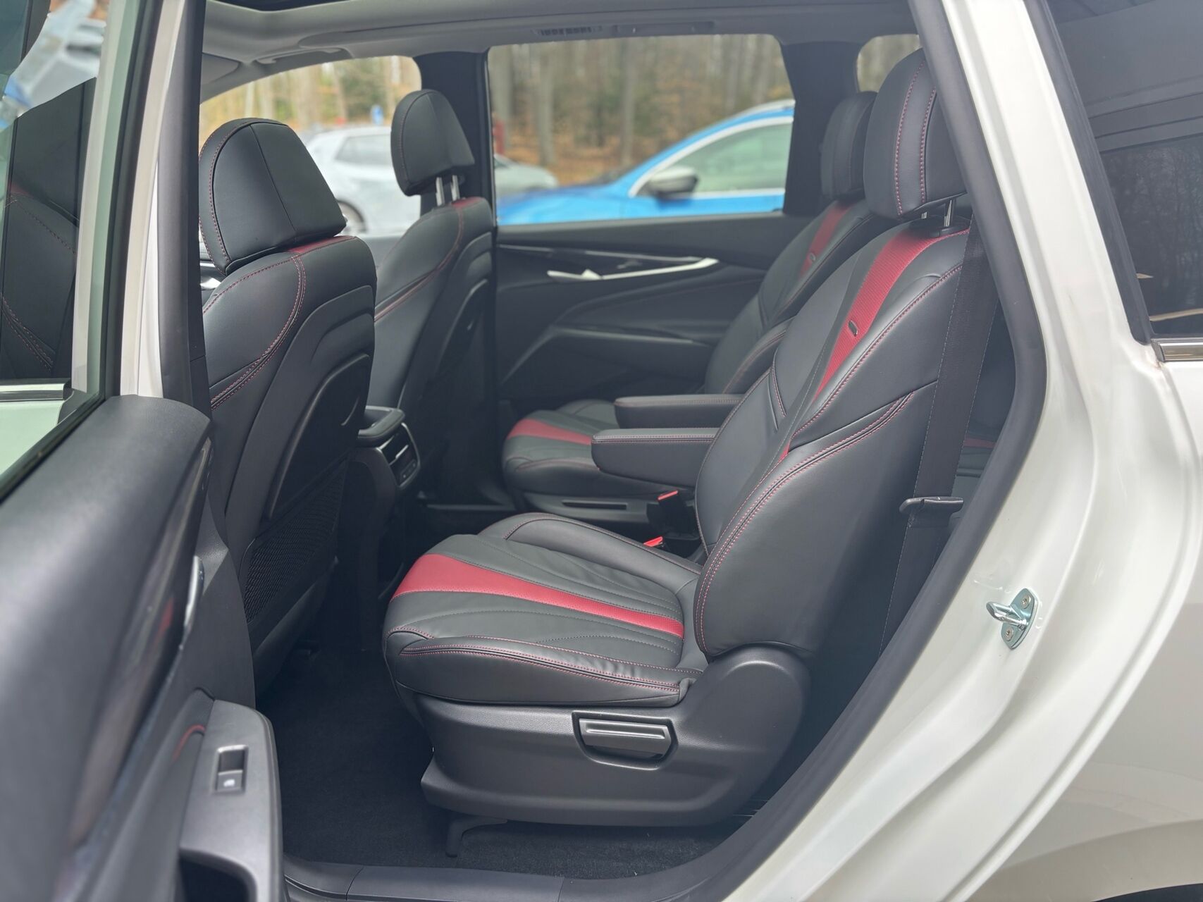 Billede af Maxus Euniq 5 6 Sæder EL 177HK Aut.