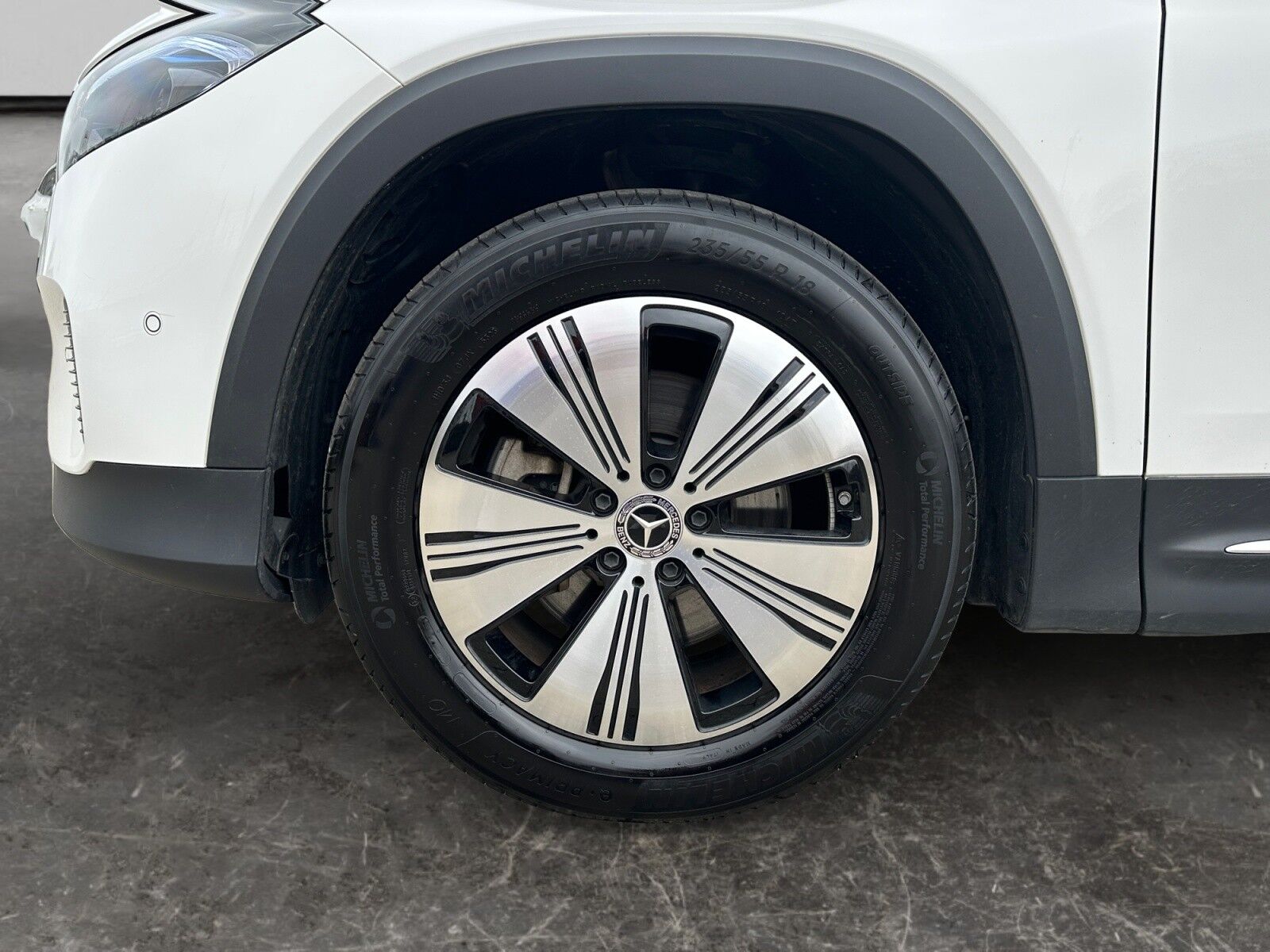 Billede af Mercedes-Benz EQB 250+ EL Progressive 190HK 5d Aut.