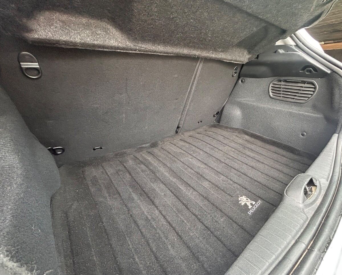 Billede af Peugeot 208 1,6 BlueHDi Desire 100HK 5d