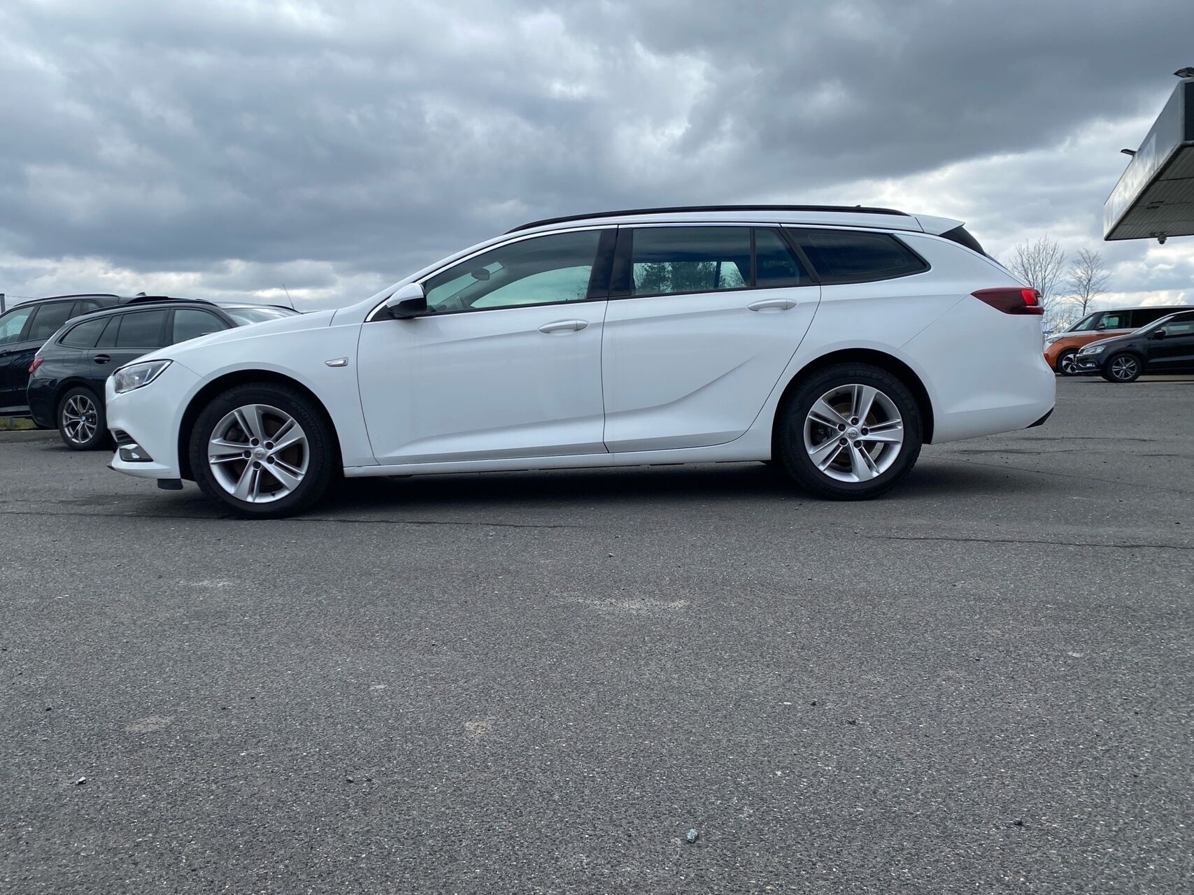 Billede af Opel Insignia Sports Tourer 1,6 CDTI Edition 136HK Stc 6g Aut.