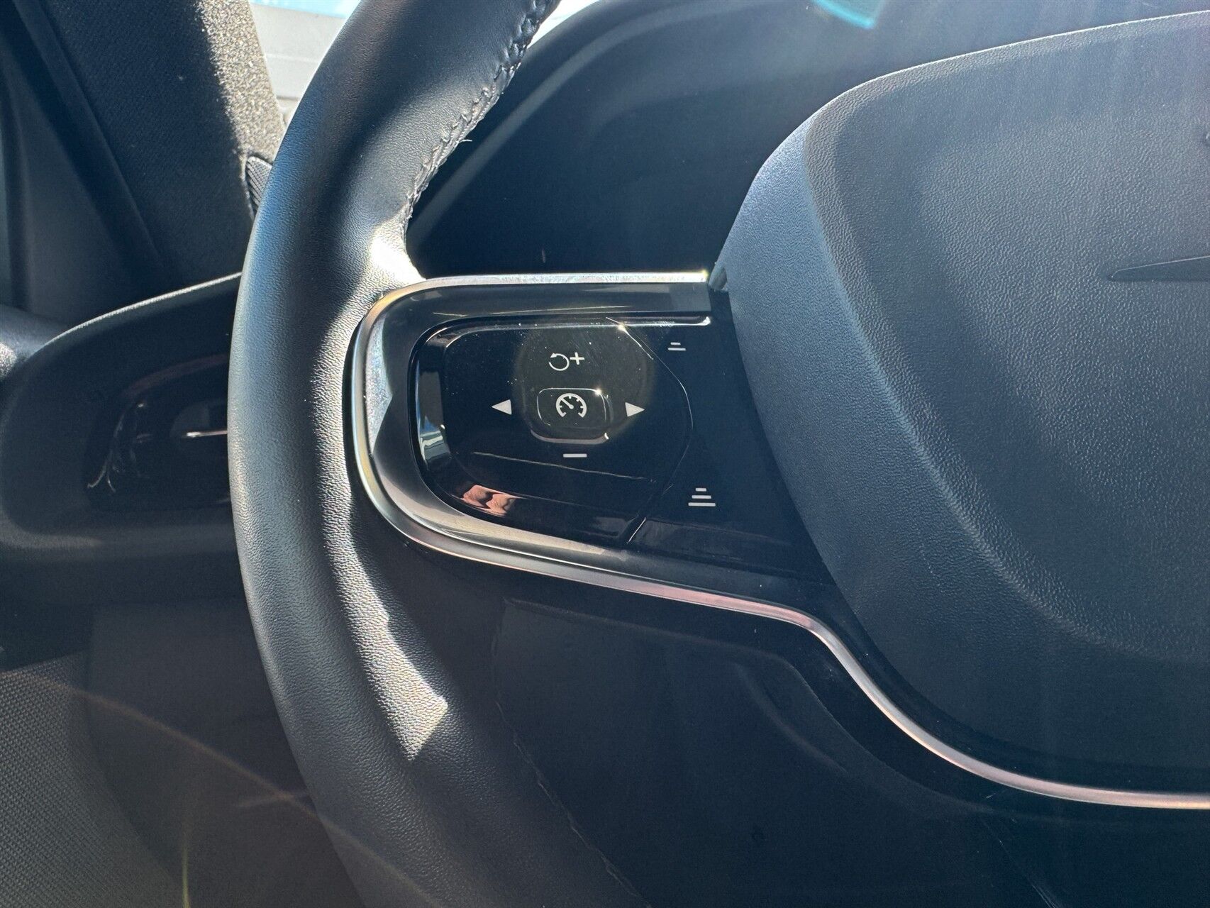 Billede af Polestar 2 EL LRSM Plus 299HK 5d Aut.